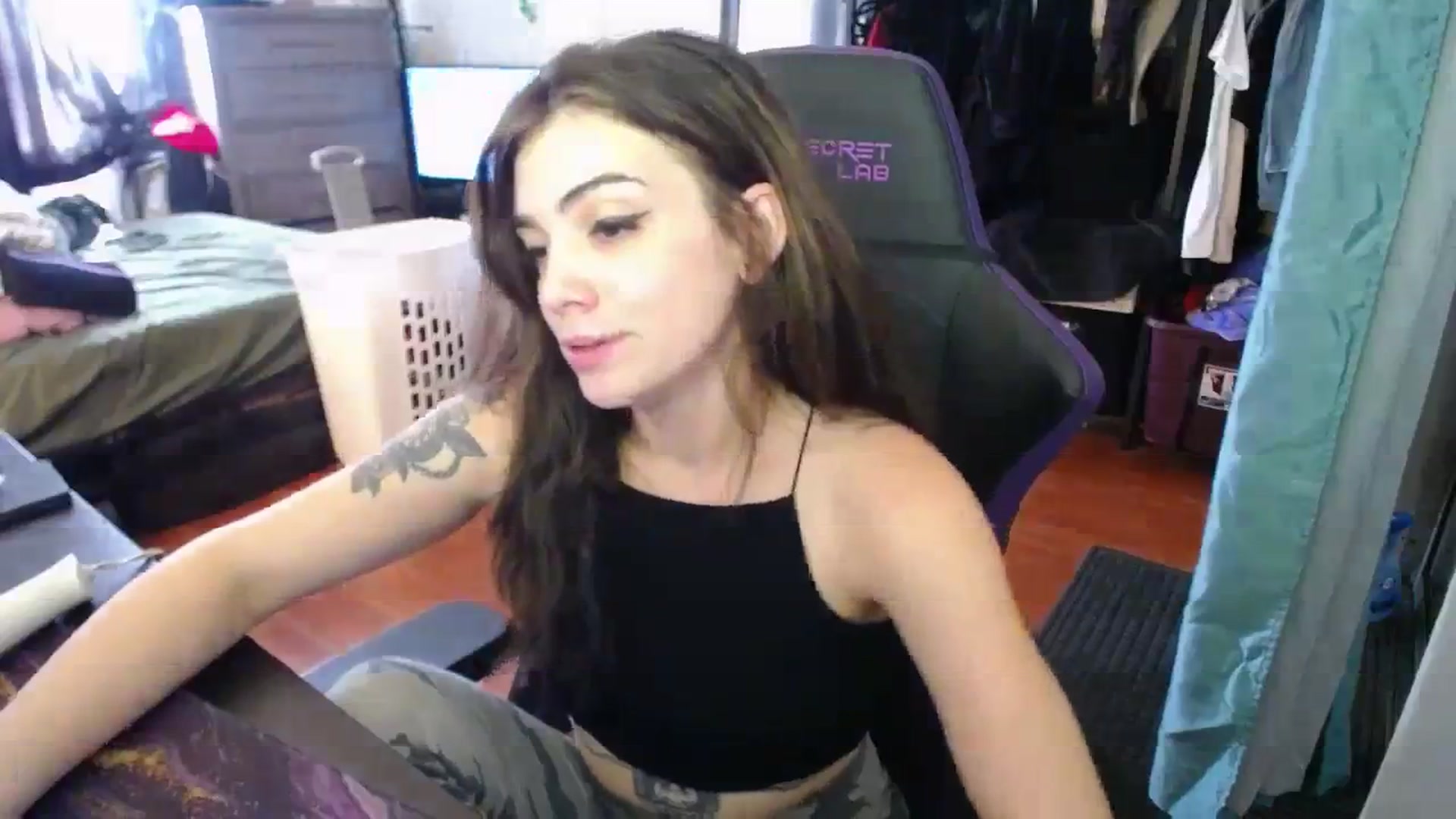 Gallery image thumbnail from BabyxKat's myfreecams stream on, 11/18/2023, 19:07 image 20 of 20