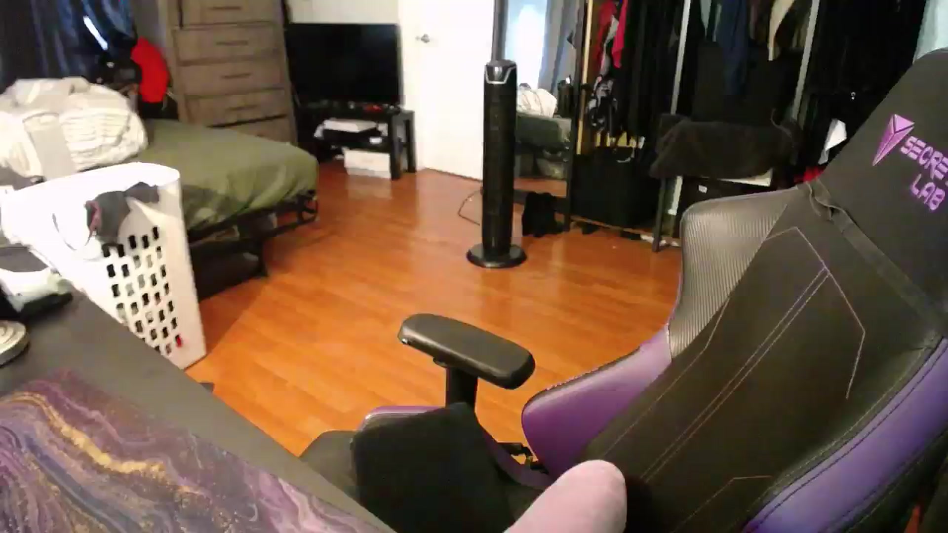 Gallery image thumbnail from BabyxKat's myfreecams stream on, 11/19/2023, 23:06 image 9 of 20