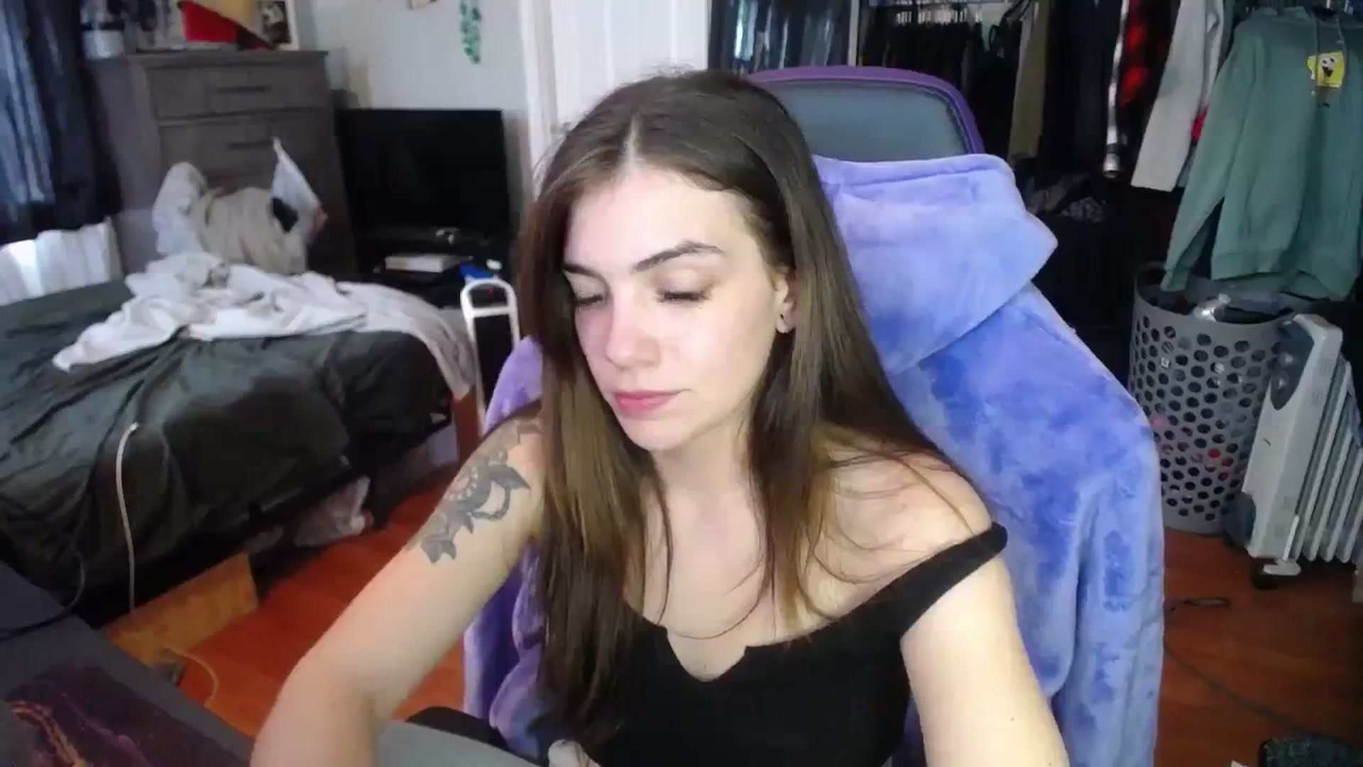 Gallery image thumbnail from BabyxKat's myfreecams stream on, 01/16/2024, 19:23 image 20 of 20