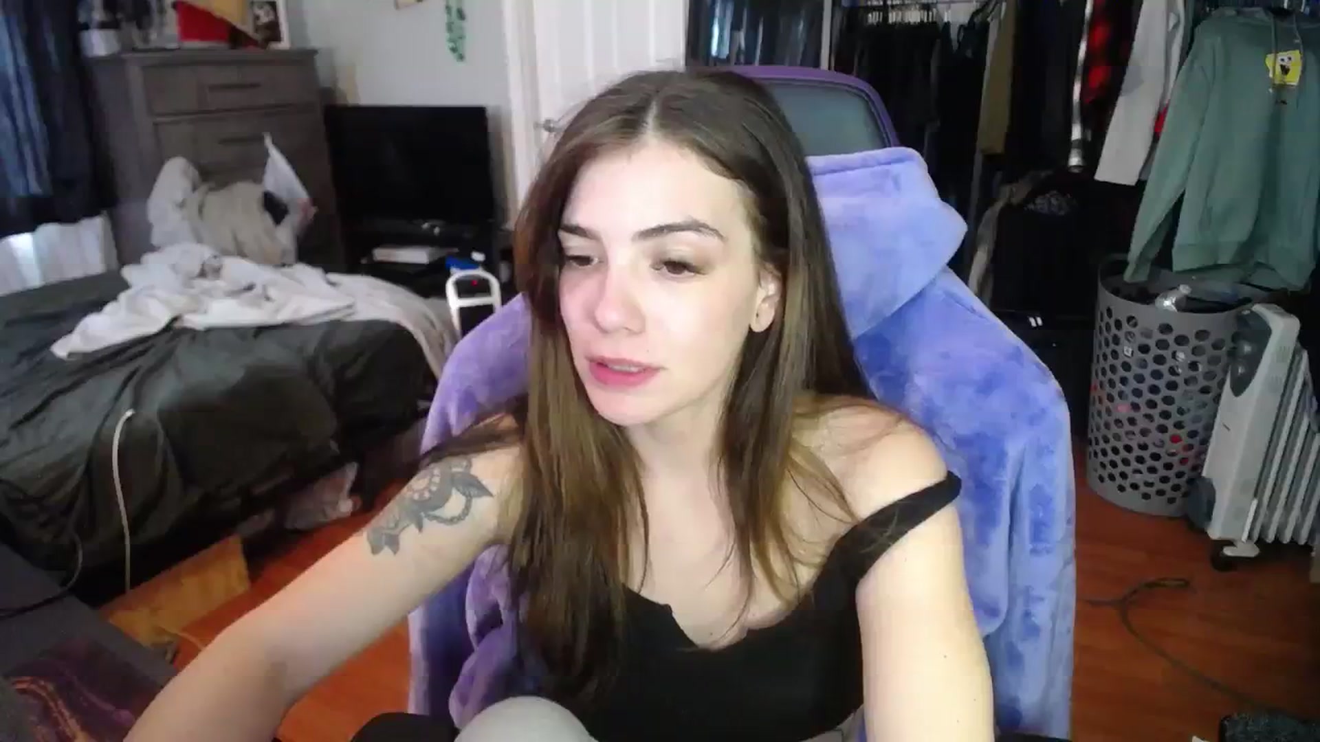Gallery image thumbnail from BabyxKat's myfreecams stream on, 01/16/2024, 19:23 image 15 of 20