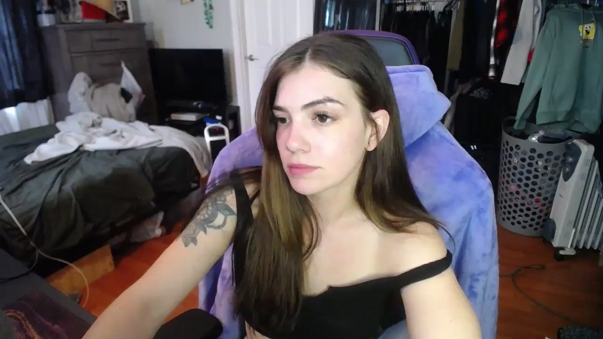 Gallery image thumbnail from BabyxKat's myfreecams stream on, 01/16/2024, 19:23 image 9 of 20