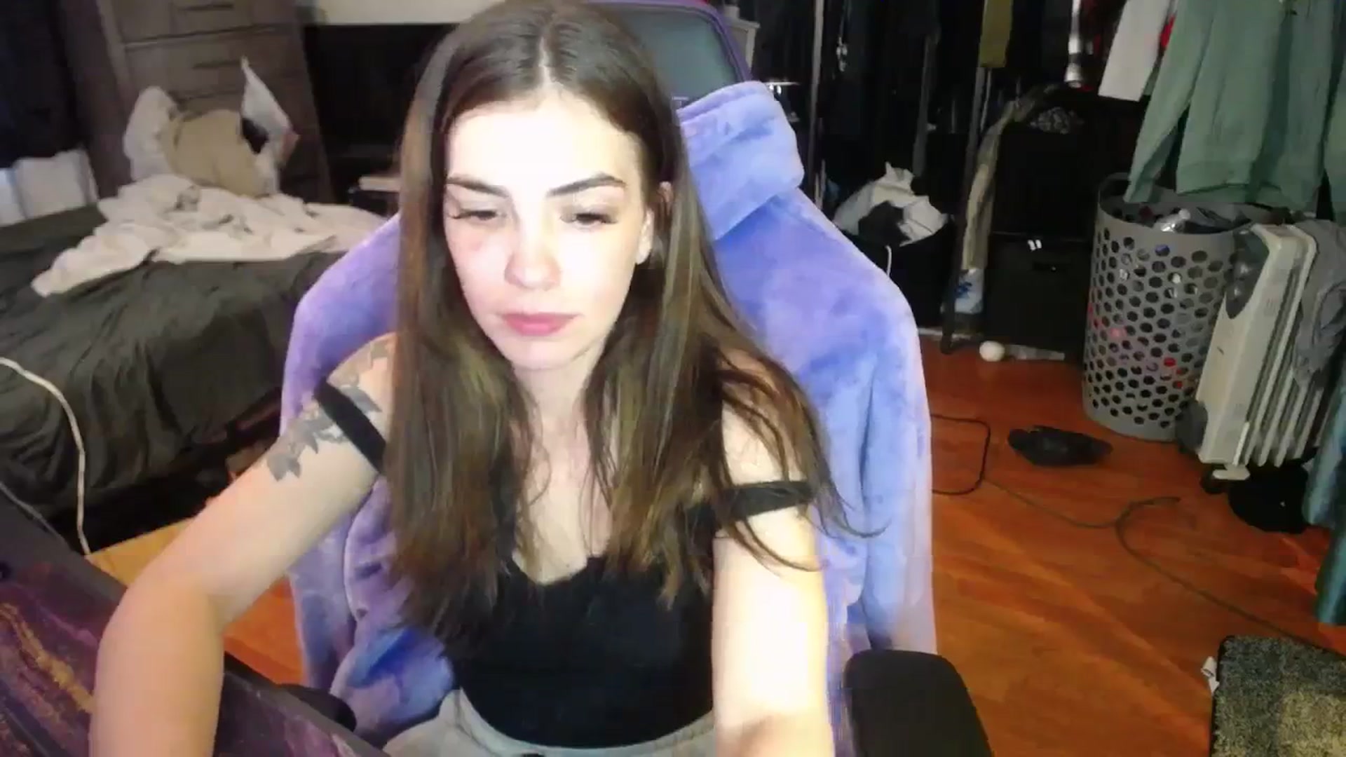 Gallery image thumbnail from BabyxKat's myfreecams stream on, 01/16/2024, 22:38 image 8 of 20