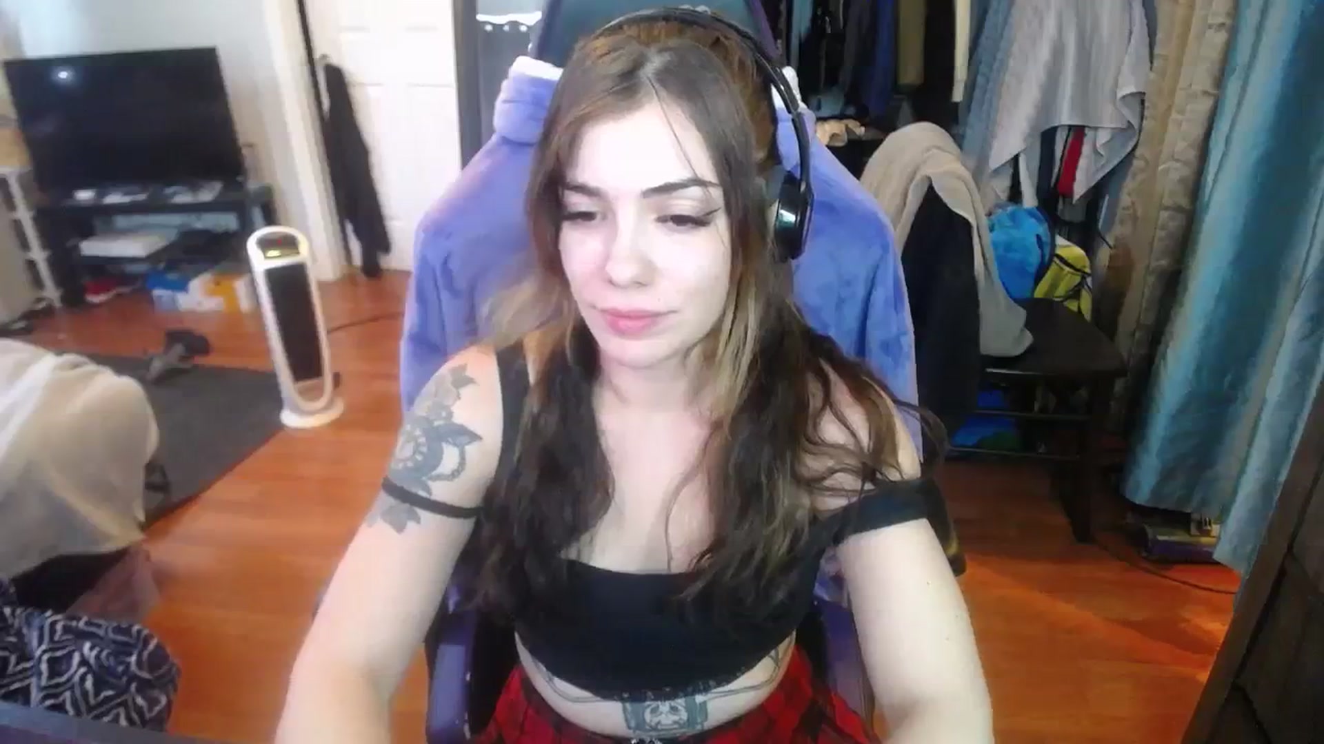 Gallery image thumbnail from BabyxKat's myfreecams stream on, 03/13/2024, 19:59 image 20 of 20