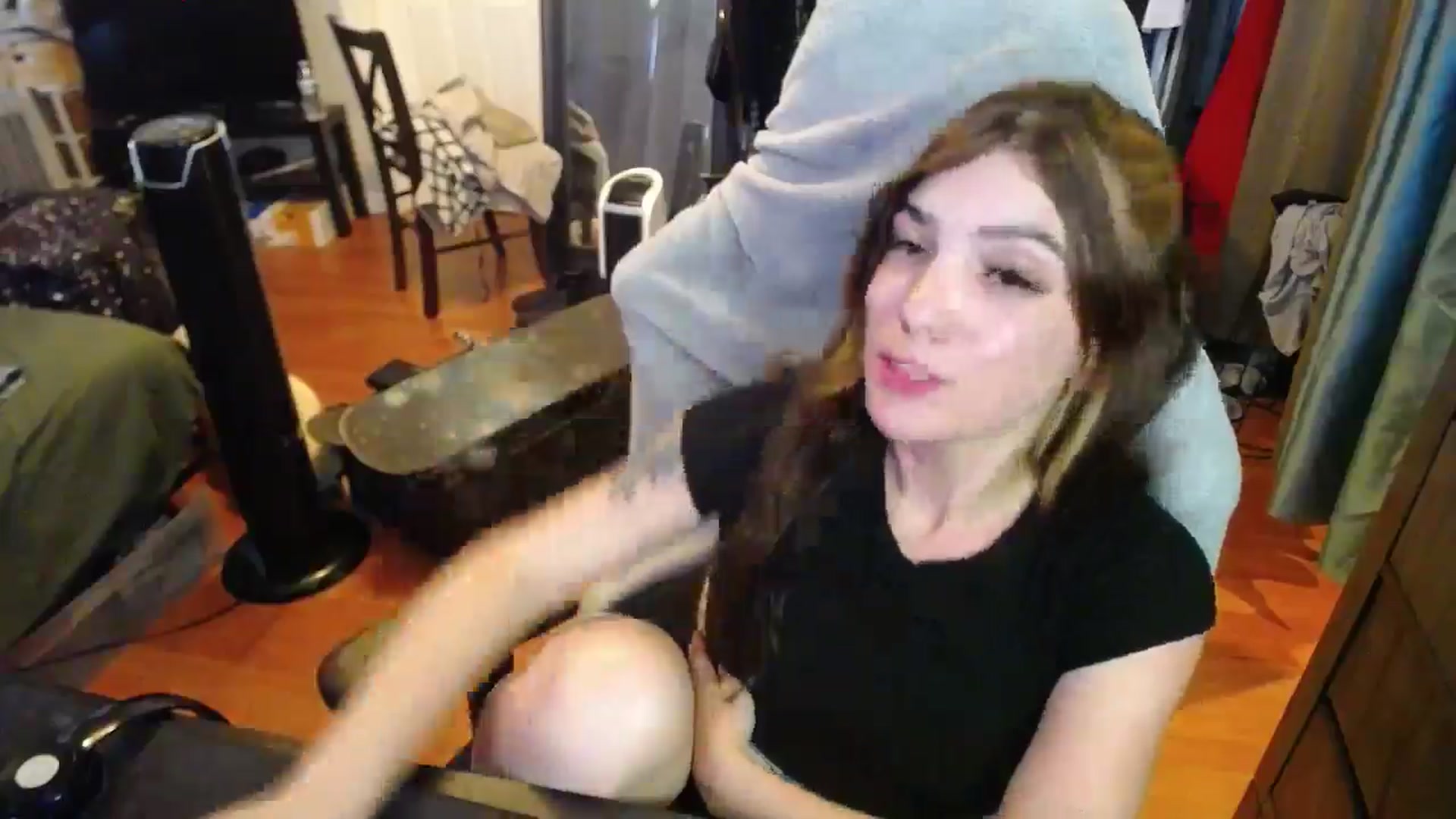 Gallery image thumbnail from BabyxKat's myfreecams stream on, 05/07/2024, 20:34 image 15 of 20