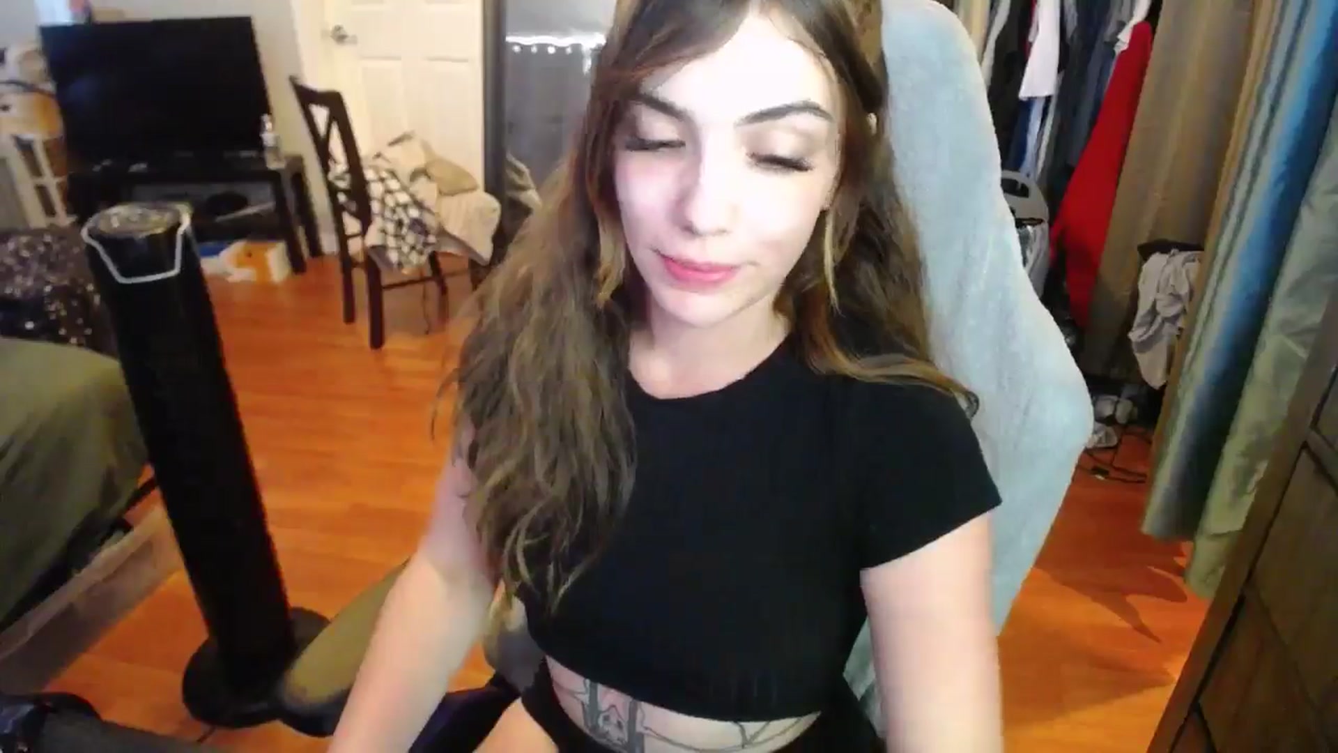 Gallery image thumbnail from BabyxKat's myfreecams stream on, 05/07/2024, 20:34 image 14 of 20