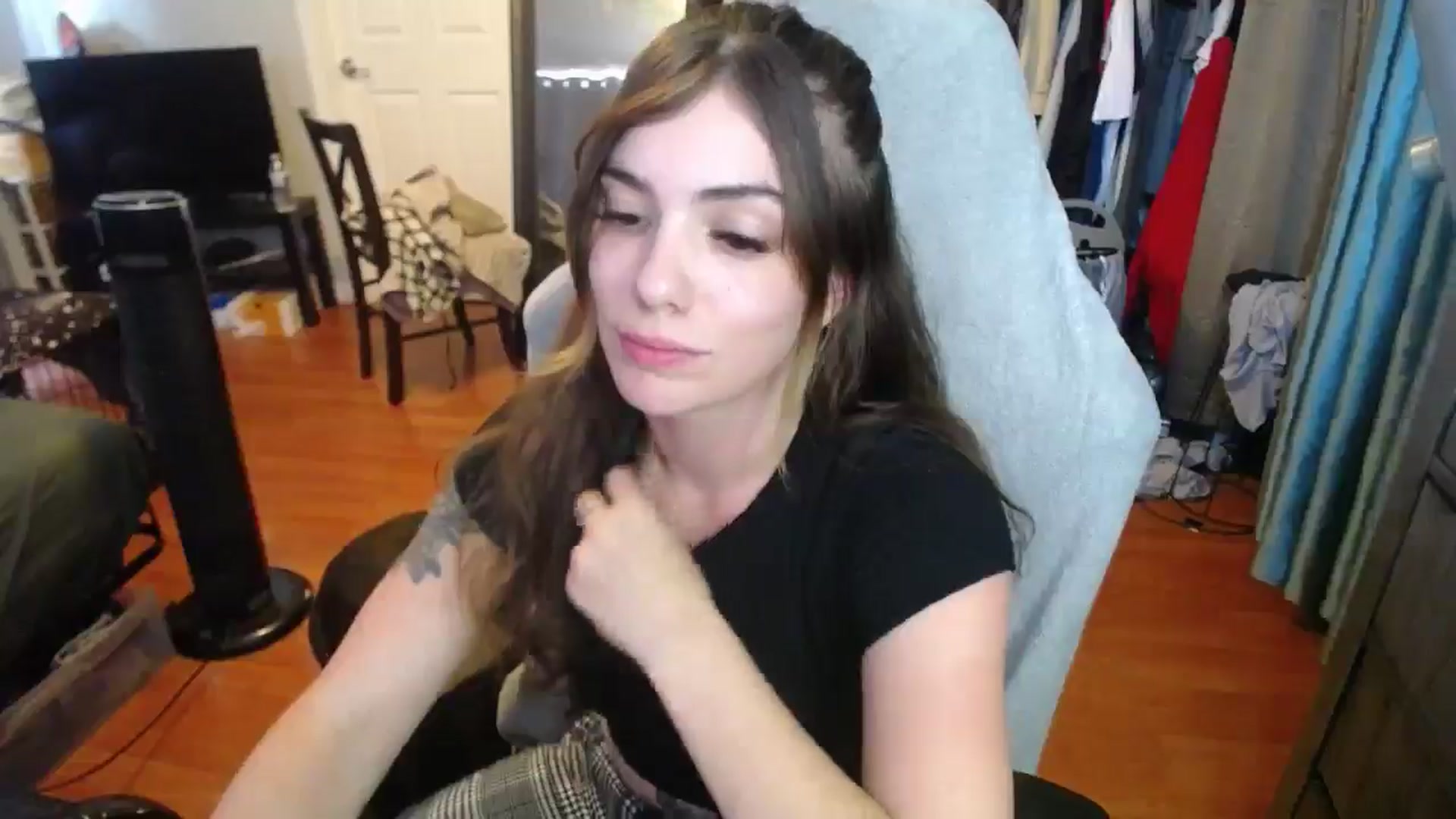 Gallery image thumbnail from BabyxKat's myfreecams stream on, 05/07/2024, 20:34 image 2 of 20