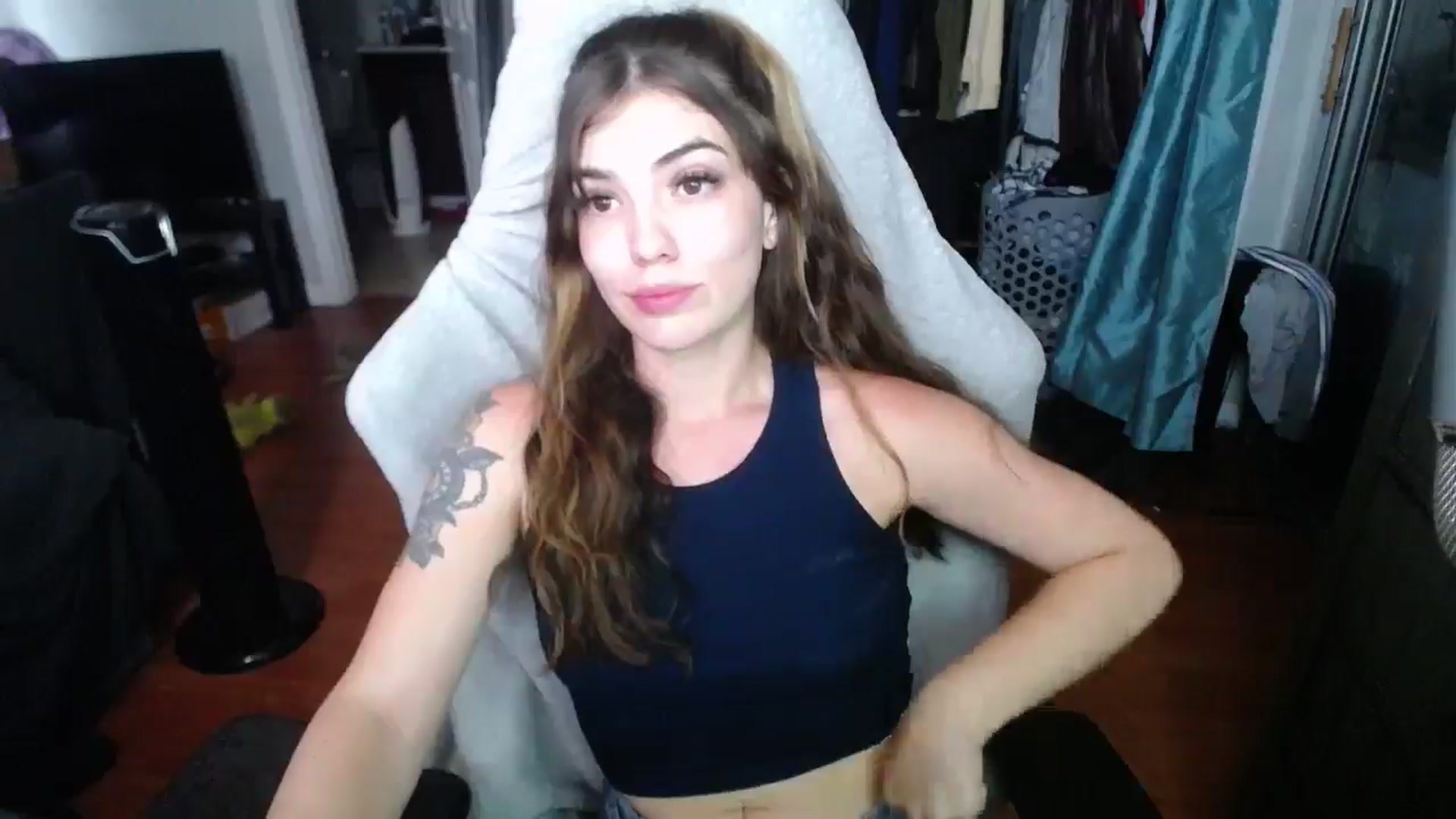 Gallery image thumbnail from BabyxKat's myfreecams stream on, 05/13/2024, 22:22 image 2 of 20
