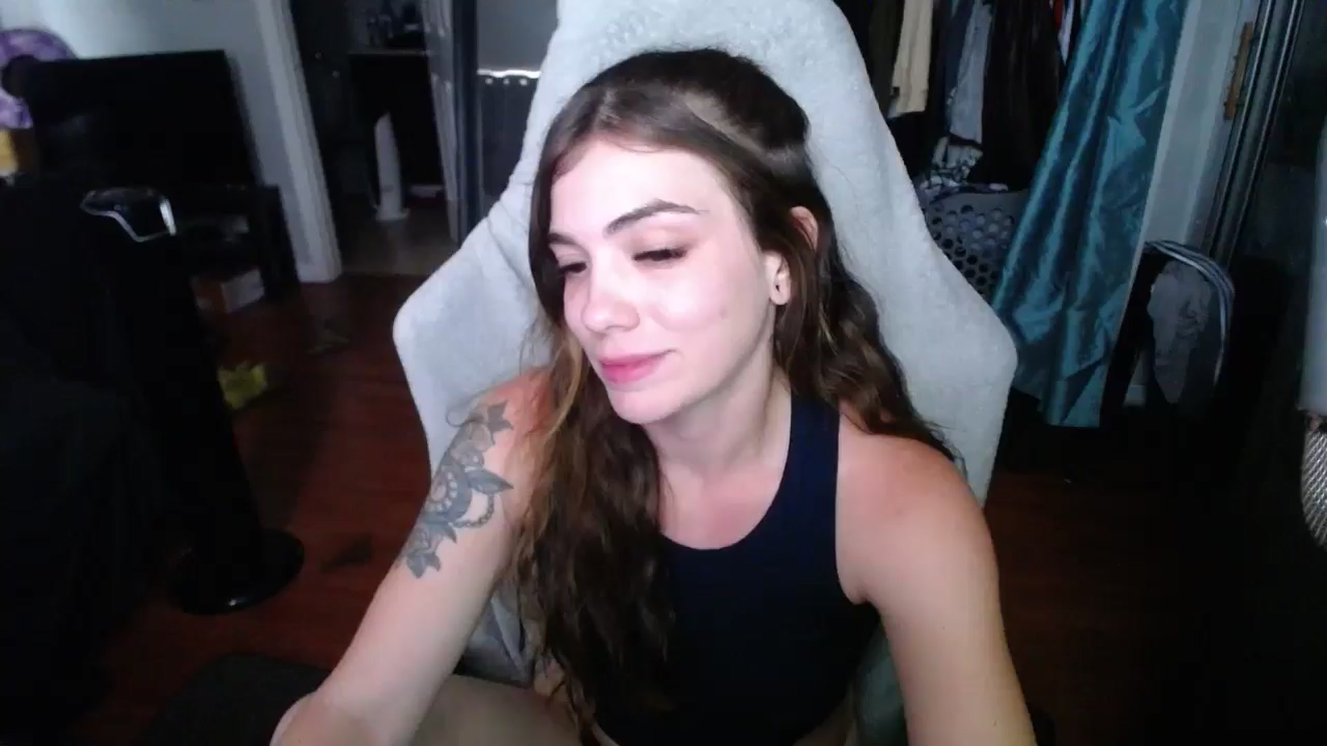 Gallery image thumbnail from BabyxKat's myfreecams stream on, 05/13/2024, 22:22 image 16 of 20