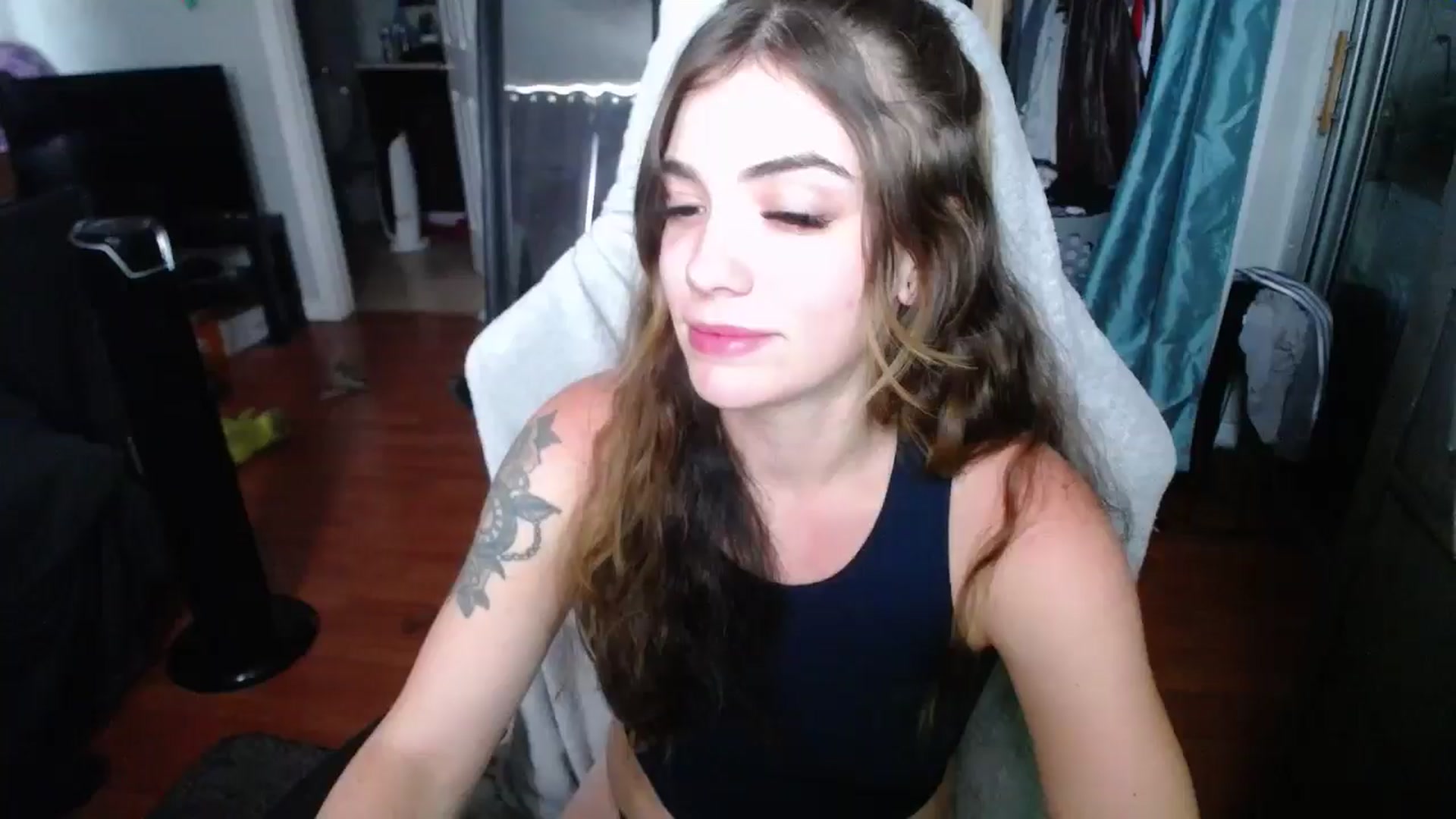 Gallery image thumbnail from BabyxKat's myfreecams stream on, 05/13/2024, 22:22 image 7 of 20