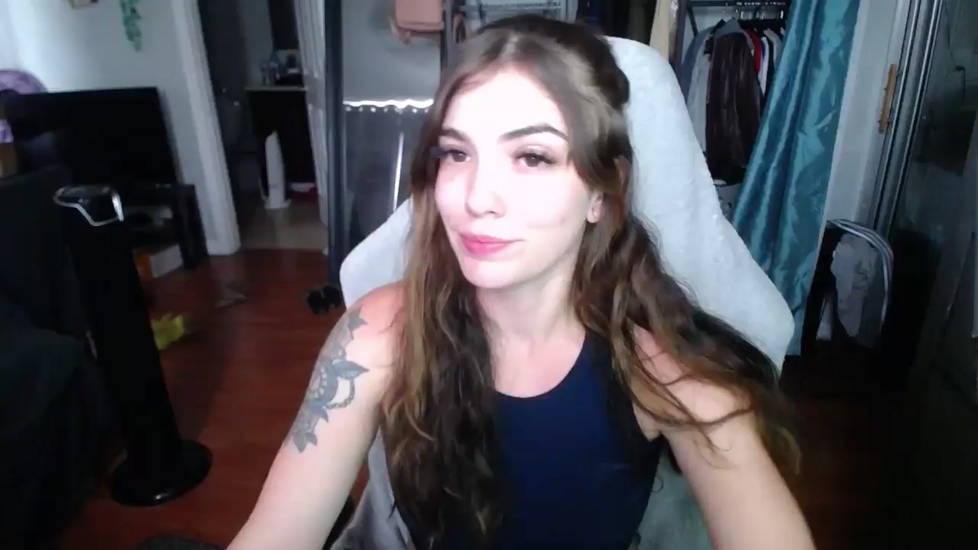 Gallery image thumbnail from BabyxKat's myfreecams stream on, 05/13/2024, 22:22 image 4 of 20