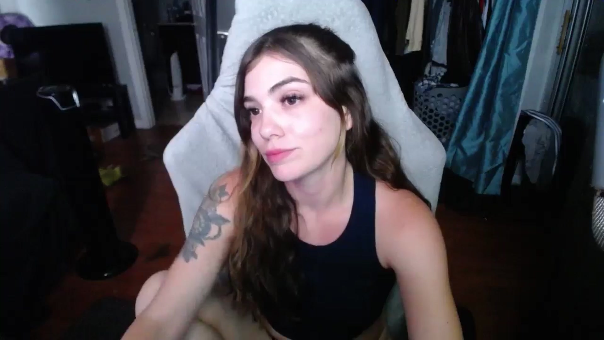 Gallery image thumbnail from BabyxKat's myfreecams stream on, 05/13/2024, 22:22 image 15 of 20