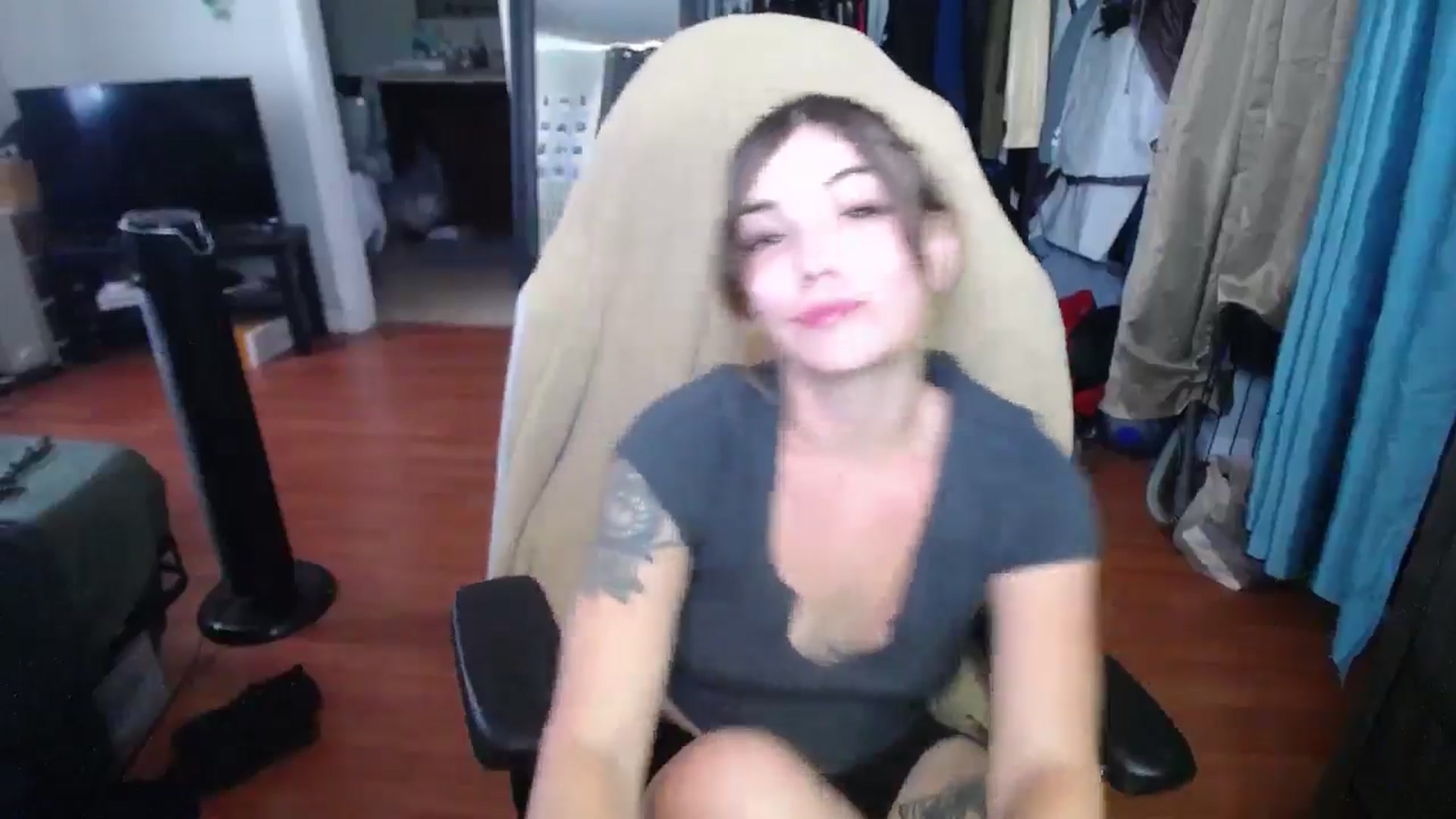 Gallery image thumbnail from BabyxKat's myfreecams stream on, 05/23/2024, 20:18 image 4 of 20