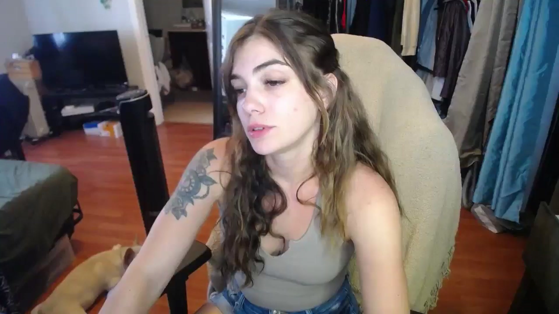 Gallery image thumbnail from BabyxKat's myfreecams stream on, 05/24/2024, 18:31 image 3 of 20