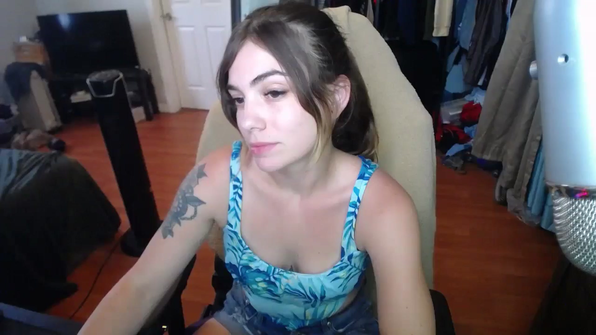 Gallery image thumbnail from BabyxKat's myfreecams stream on, 05/30/2024, 17:21 image 16 of 20