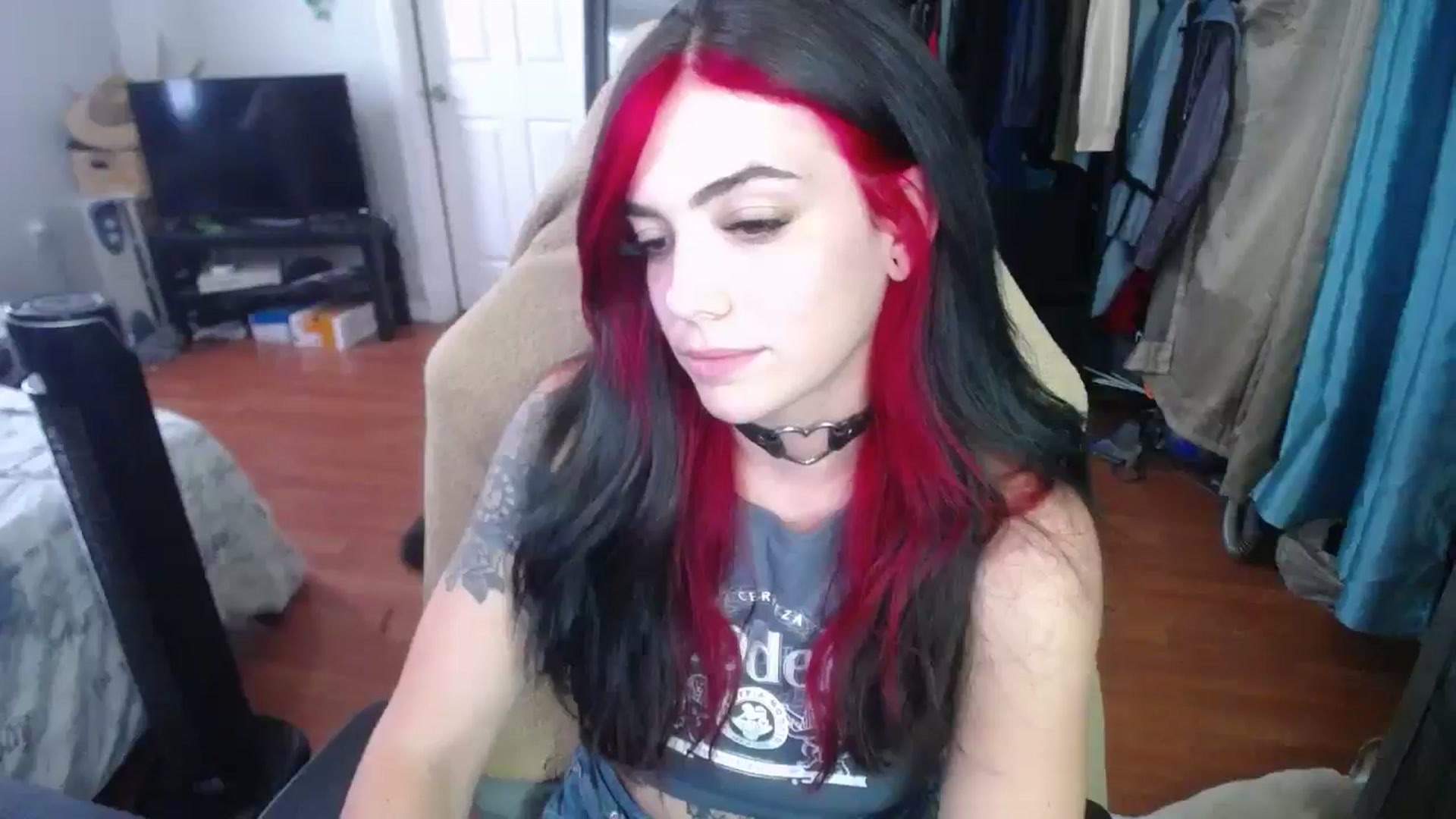 Gallery image thumbnail from BabyxKat's myfreecams stream on, 06/06/2024, 20:20 image 13 of 20