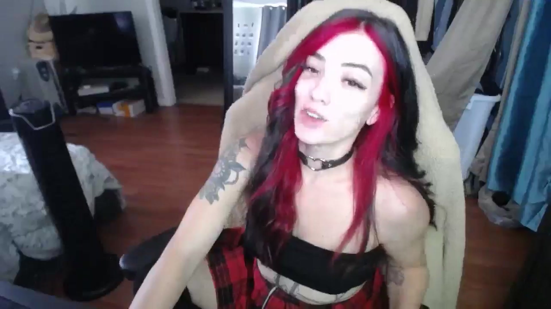 Gallery image thumbnail from BabyxKat's myfreecams stream on, 06/07/2024, 18:35 image 13 of 20