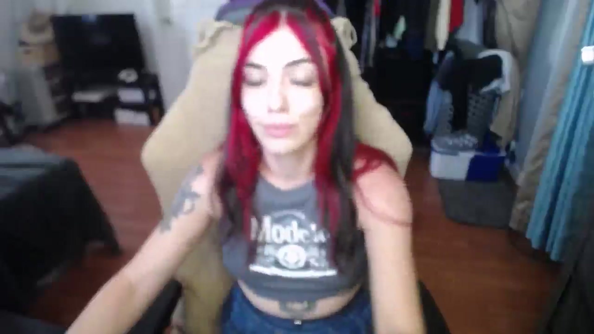 Gallery image thumbnail from BabyxKat's myfreecams stream on, 06/10/2024, 18:11 image 20 of 20