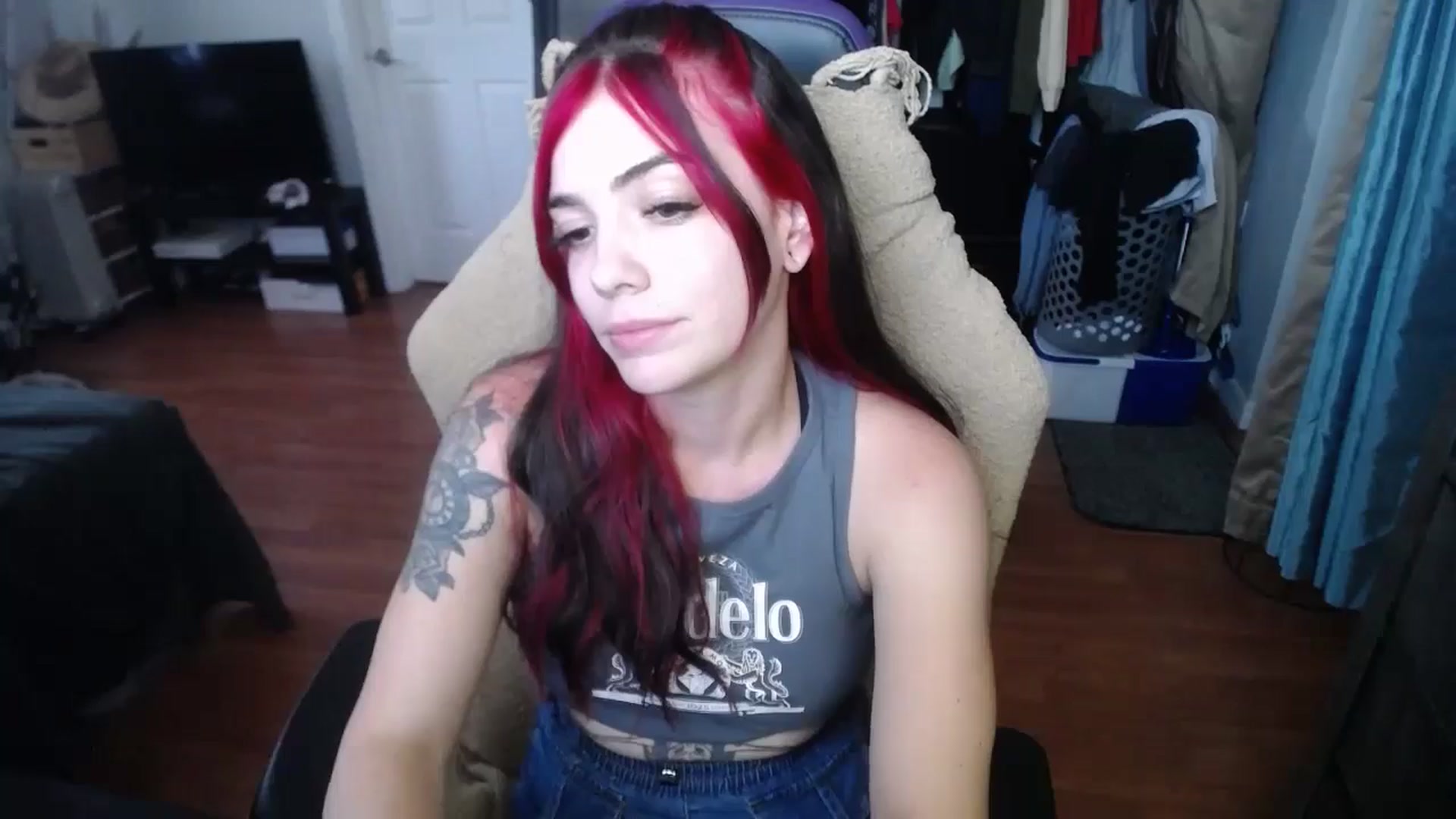 Gallery image thumbnail from BabyxKat's myfreecams stream on, 06/10/2024, 19:32 image 14 of 20