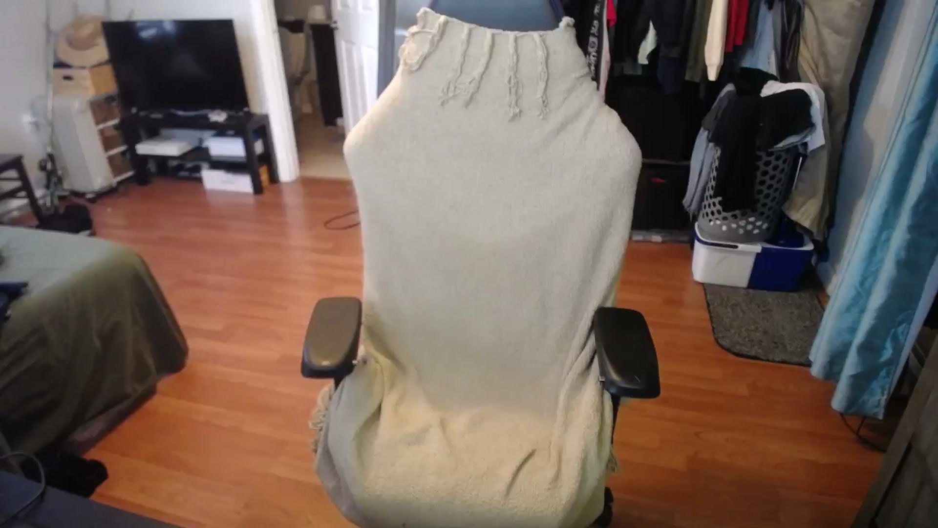 Gallery image thumbnail from BabyxKat's myfreecams stream on, 06/11/2024, 17:13 image 2 of 20