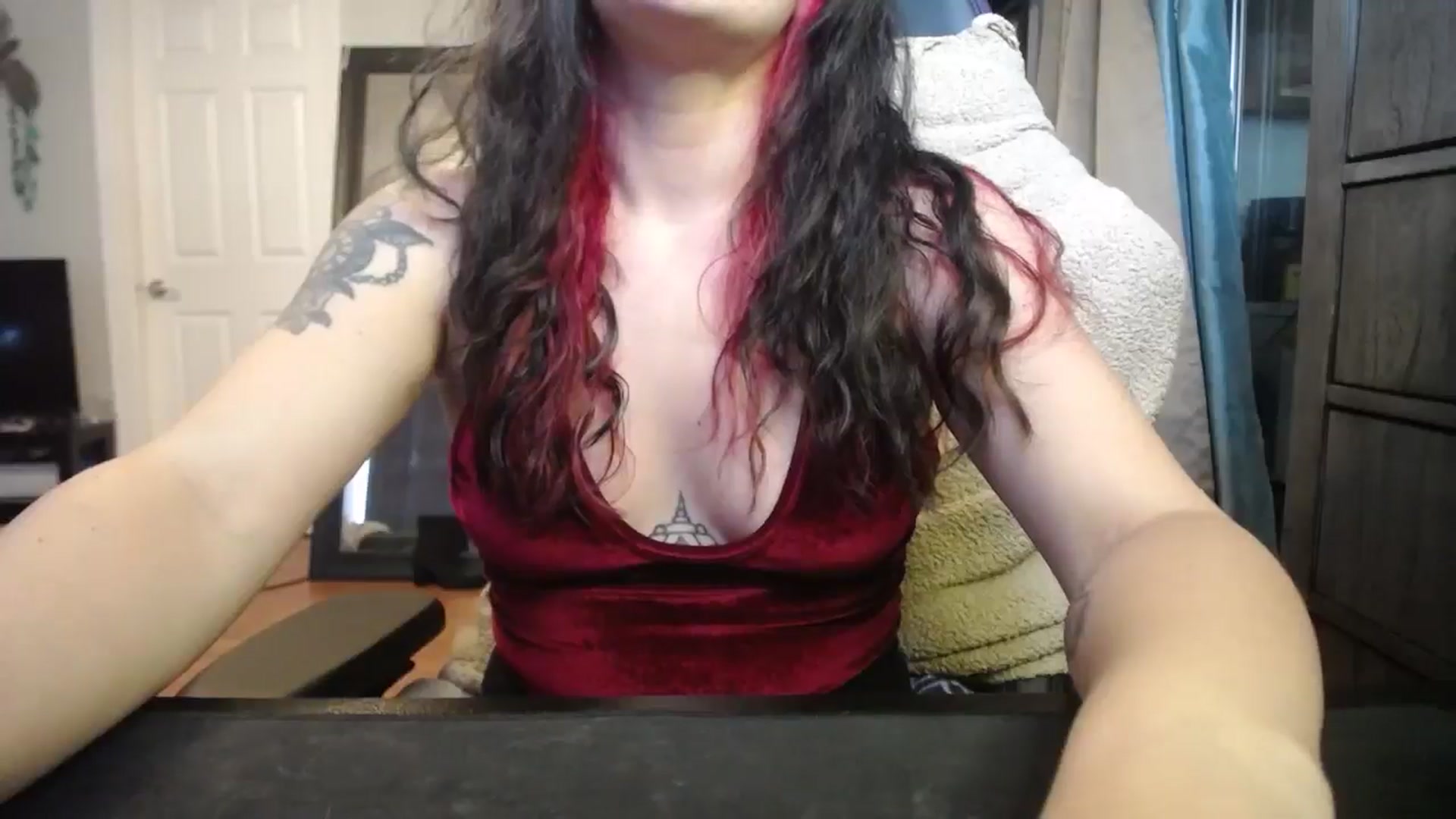Gallery image thumbnail from BabyxKat's myfreecams stream on, 06/16/2024, 19:18 image 4 of 20