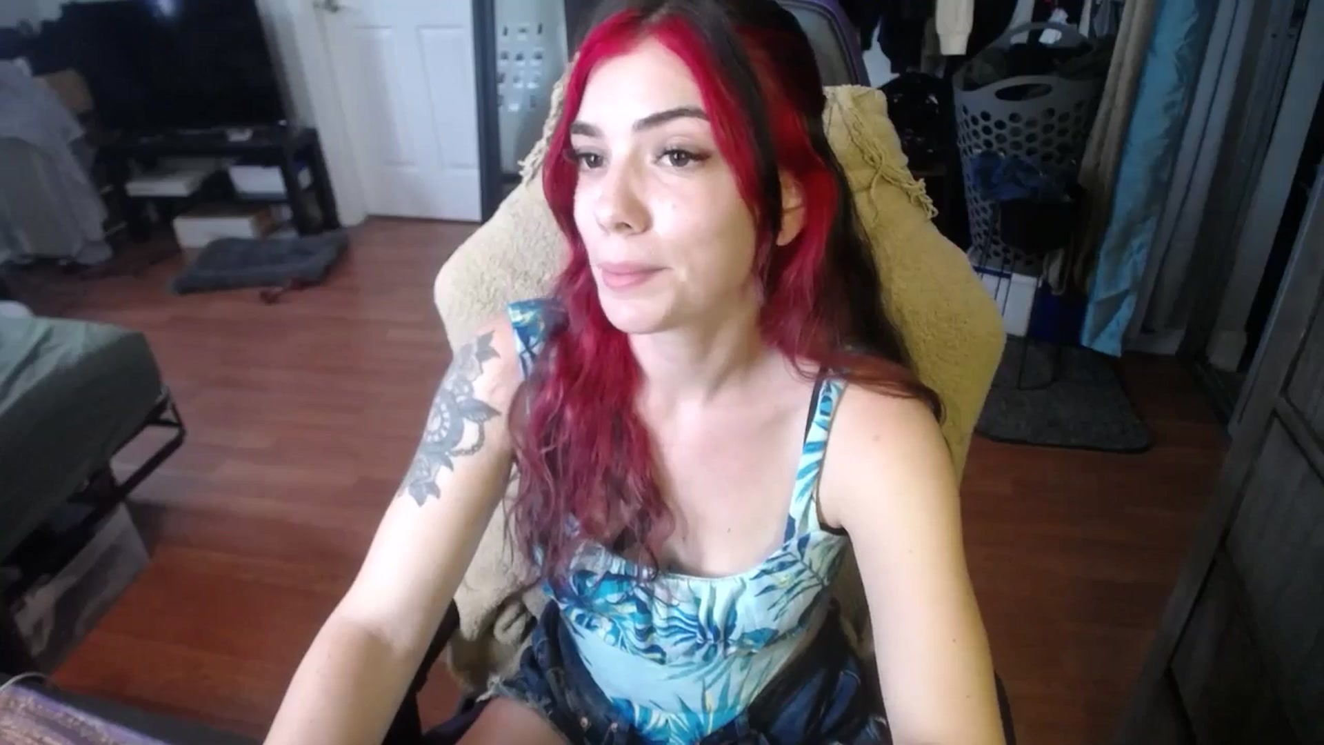 Gallery image thumbnail from BabyxKat's myfreecams stream on, 07/01/2024, 17:51 image 7 of 20