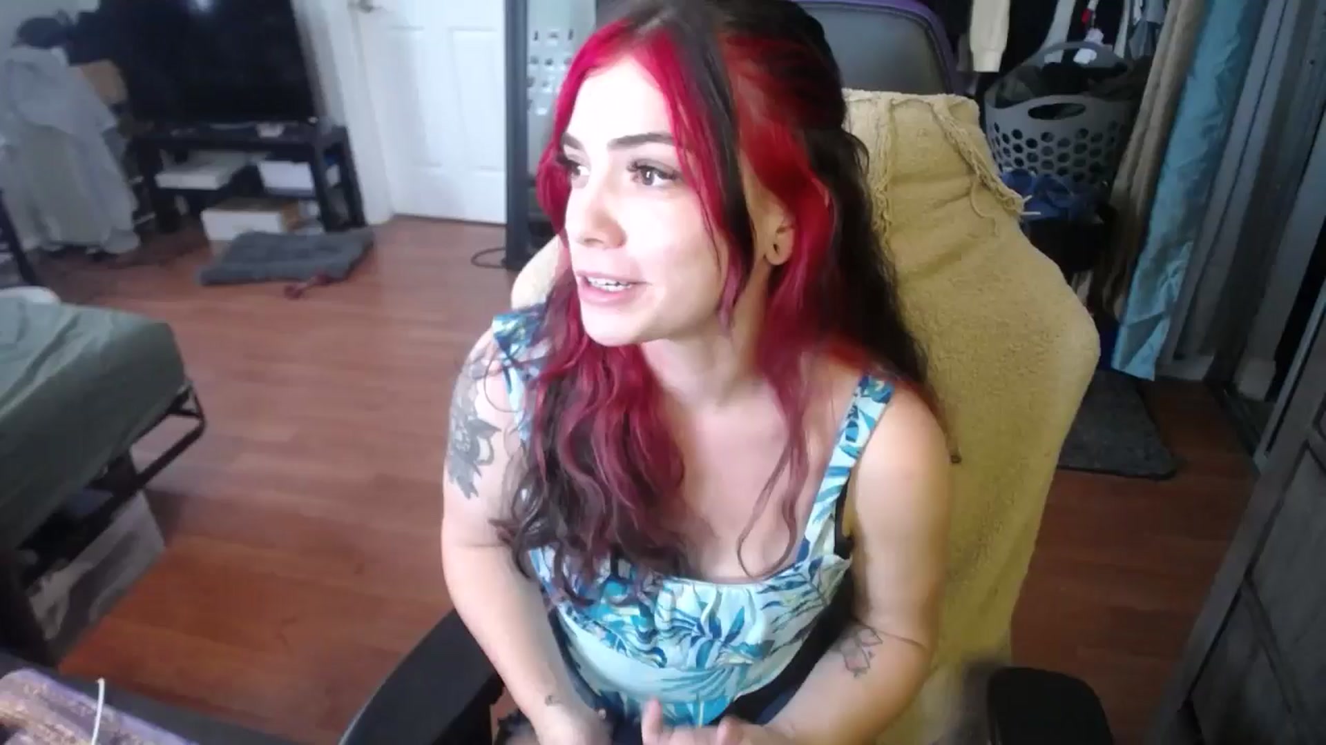 Gallery image thumbnail from BabyxKat's myfreecams stream on, 07/01/2024, 17:51 image 18 of 20