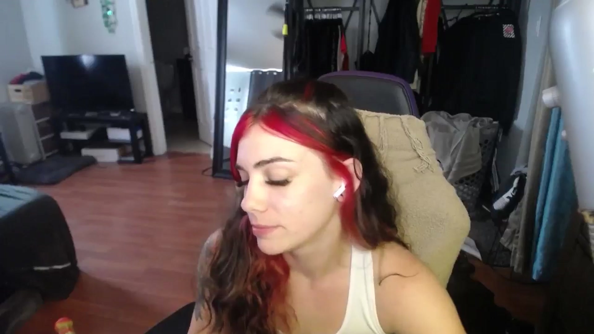 Gallery image thumbnail from BabyxKat's myfreecams stream on, 07/09/2024, 19:36 image 18 of 20