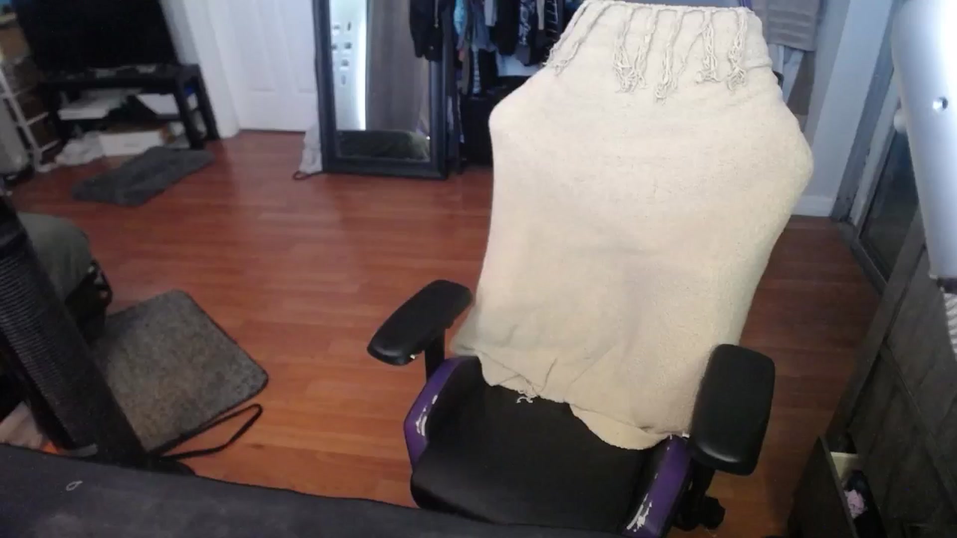 Gallery image thumbnail from BabyxKat's myfreecams stream on, 07/15/2024, 19:11 image 1 of 20