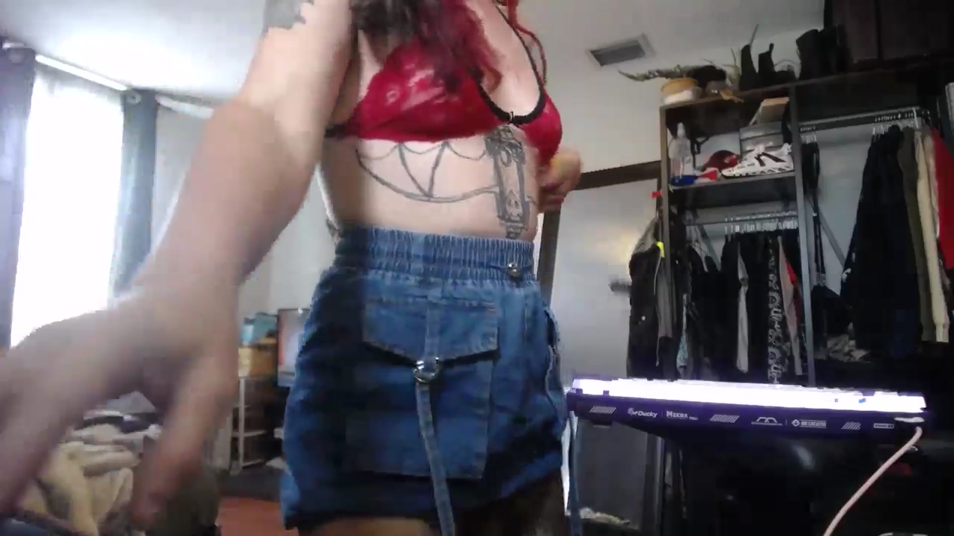 Gallery image thumbnail from BabyxKat's myfreecams stream on, 07/16/2024, 20:51 image 13 of 20
