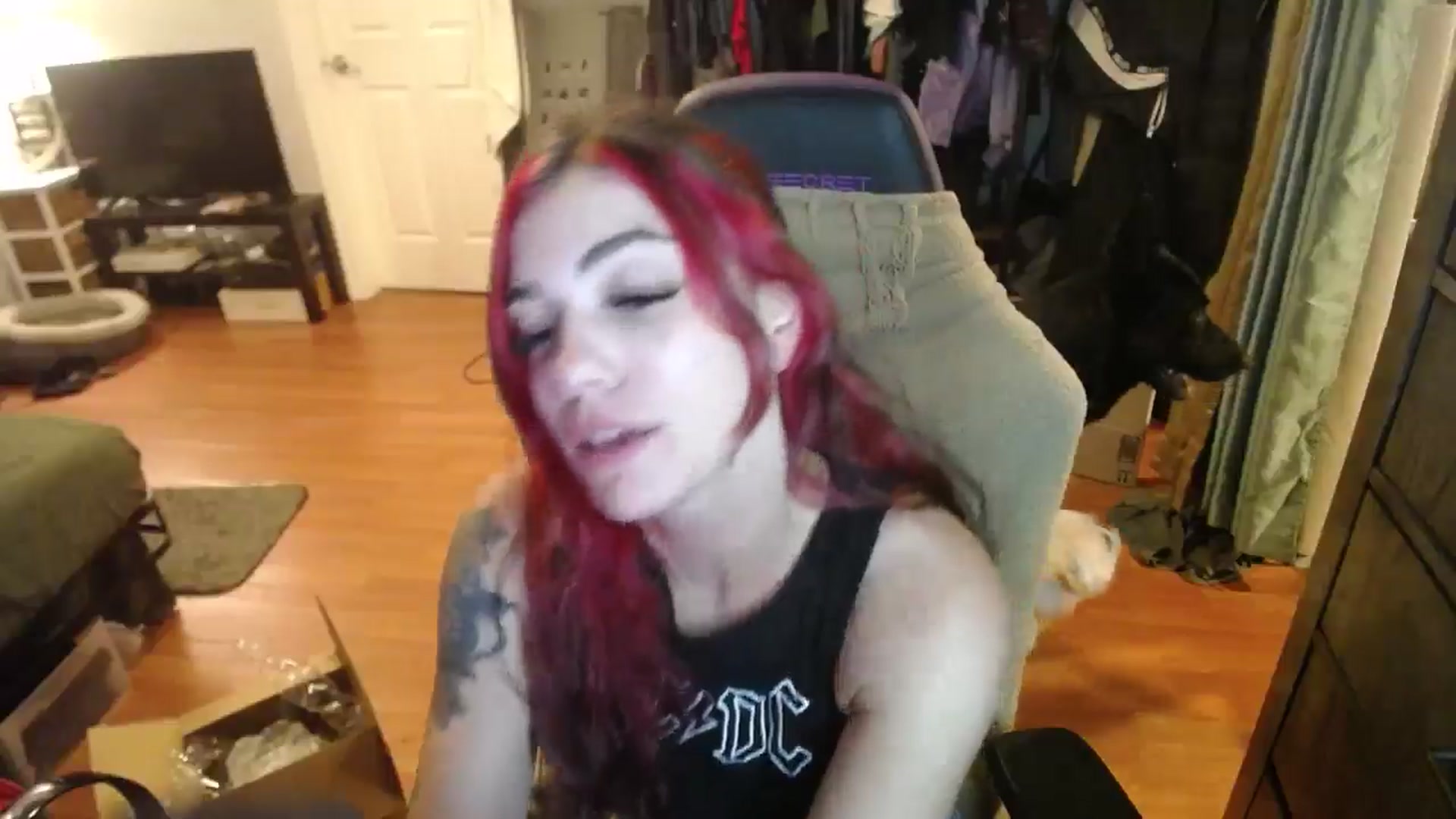Gallery image thumbnail from BabyxKat's myfreecams stream on, 08/14/2024, 24:48 image 15 of 20