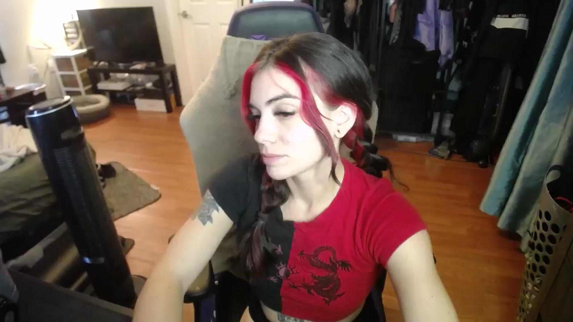 Gallery image thumbnail from BabyxKat's myfreecams stream on, 08/16/2024, 19:42 image 14 of 20