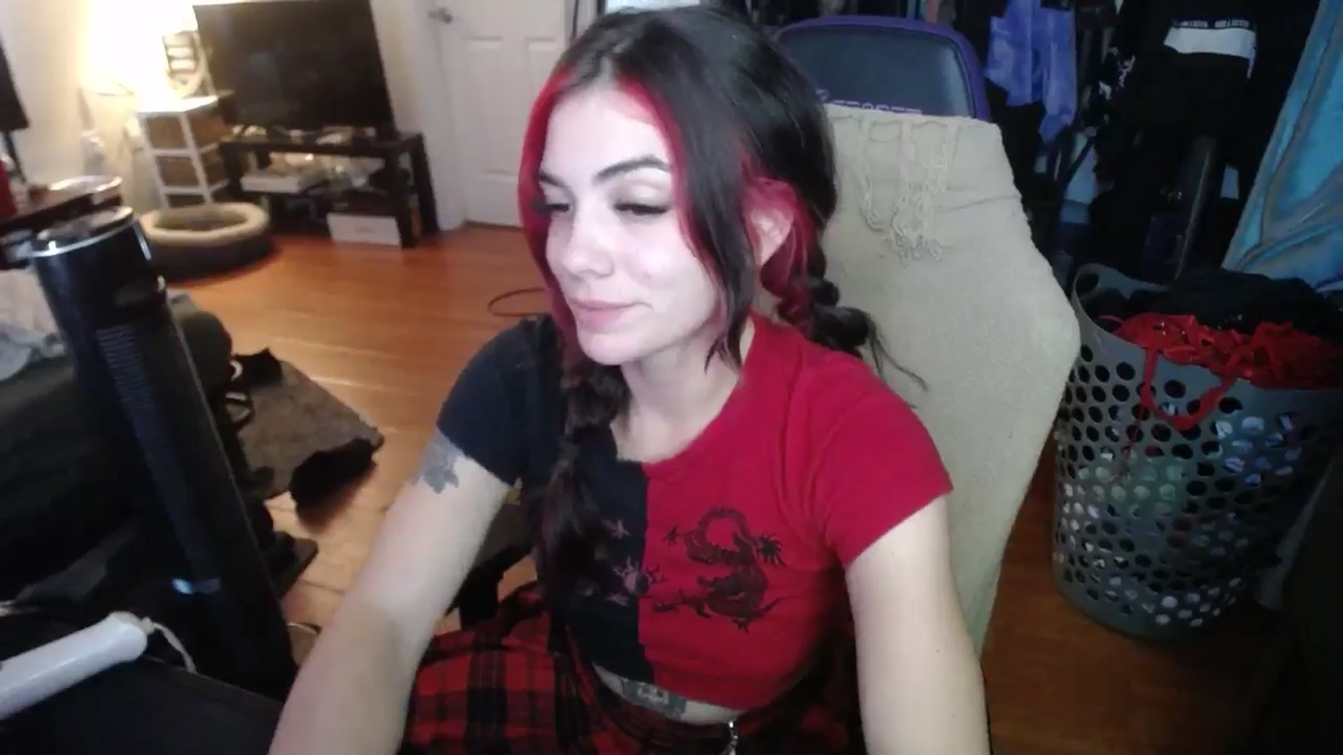 Gallery image thumbnail from BabyxKat's myfreecams stream on, 08/16/2024, 21:41 image 9 of 20