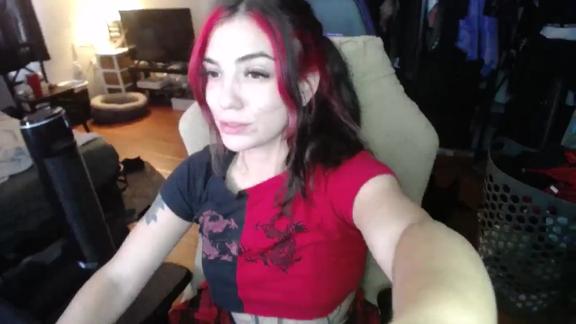 Gallery image thumbnail from BabyxKat's myfreecams stream on, 08/16/2024, 22:52 image 19 of 20