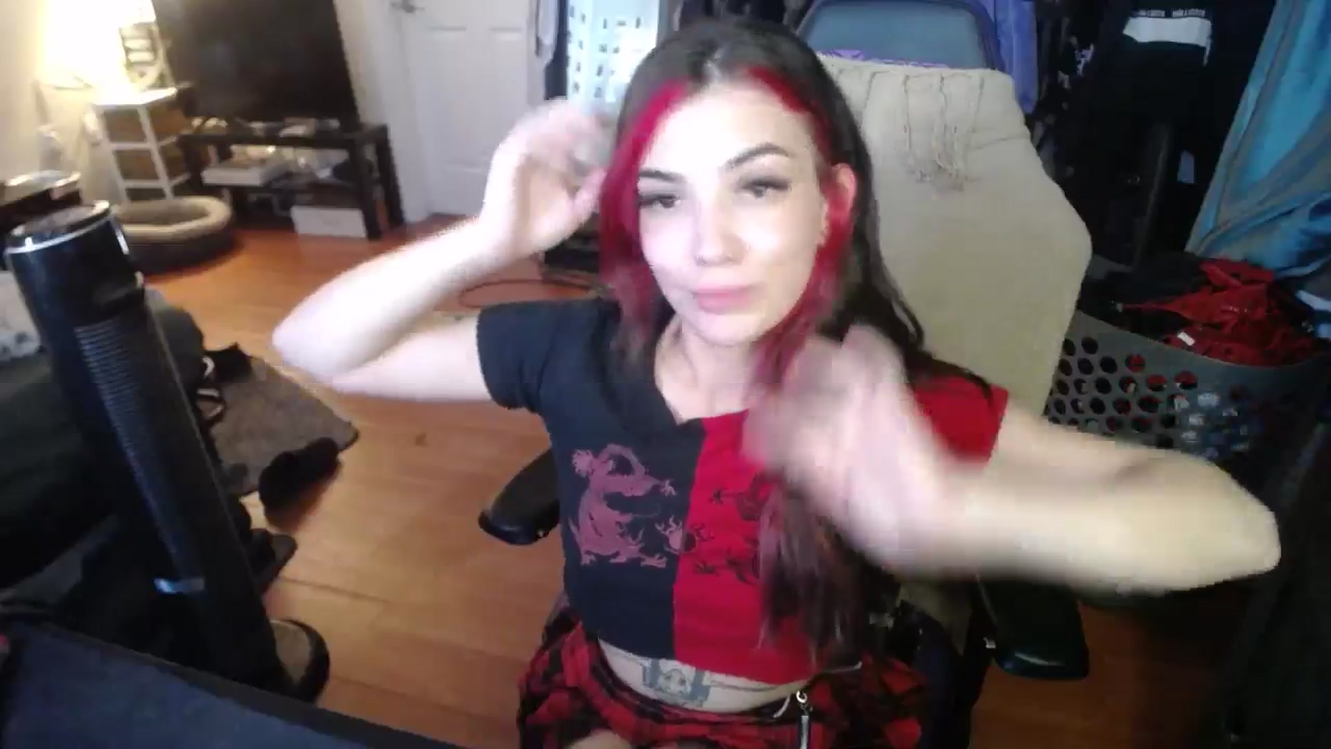 Gallery image thumbnail from BabyxKat's myfreecams stream on, 08/16/2024, 22:52 image 8 of 20