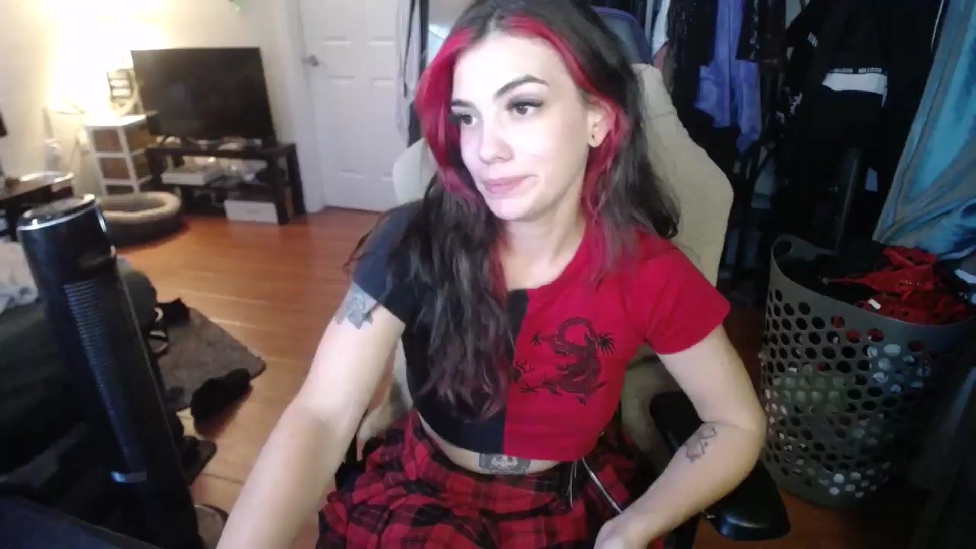 Gallery image thumbnail from BabyxKat's myfreecams stream on, 08/16/2024, 22:52 image 9 of 20