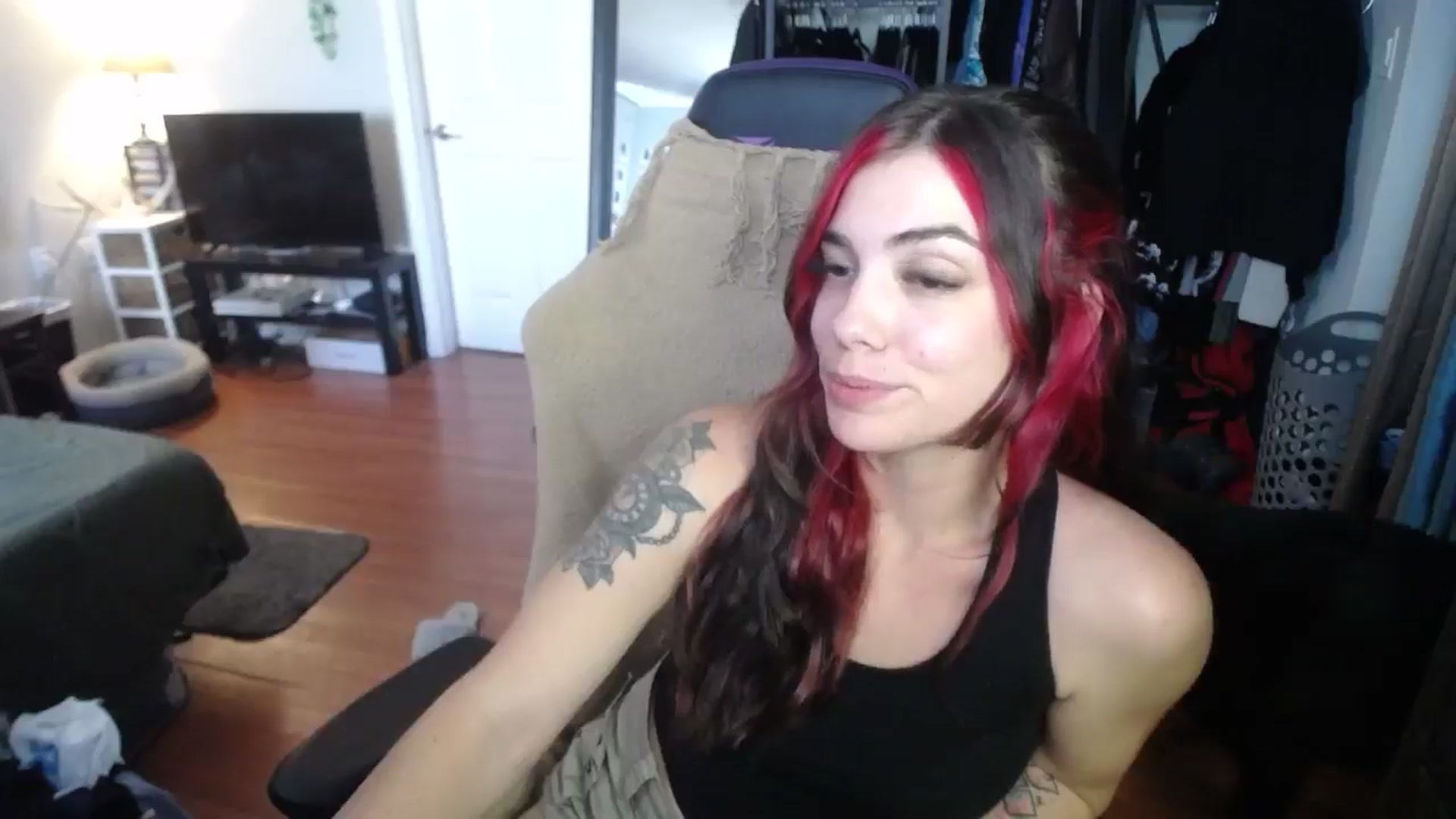 Gallery image thumbnail from BabyxKat's myfreecams stream on, 08/20/2024, 19:41 image 18 of 20