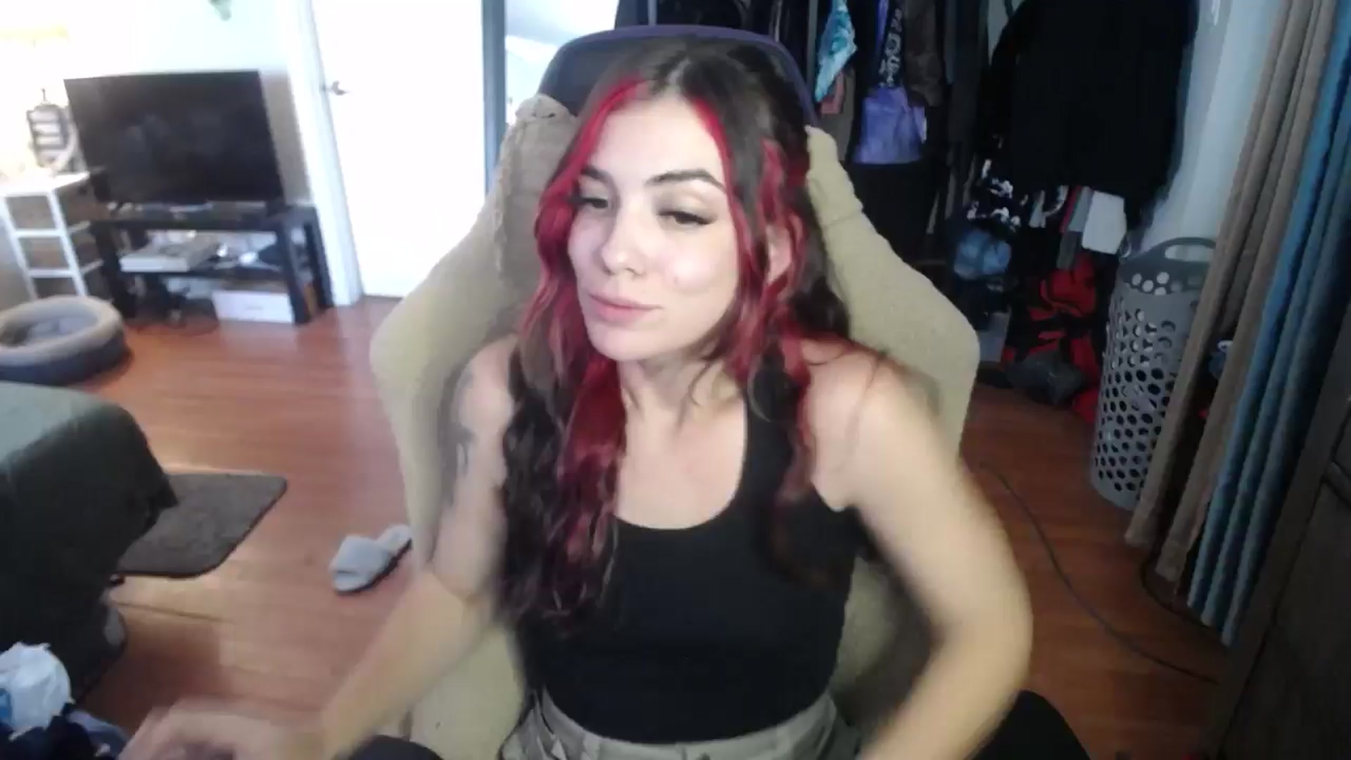 Gallery image thumbnail from BabyxKat's myfreecams stream on, 08/20/2024, 20:47 image 1 of 20