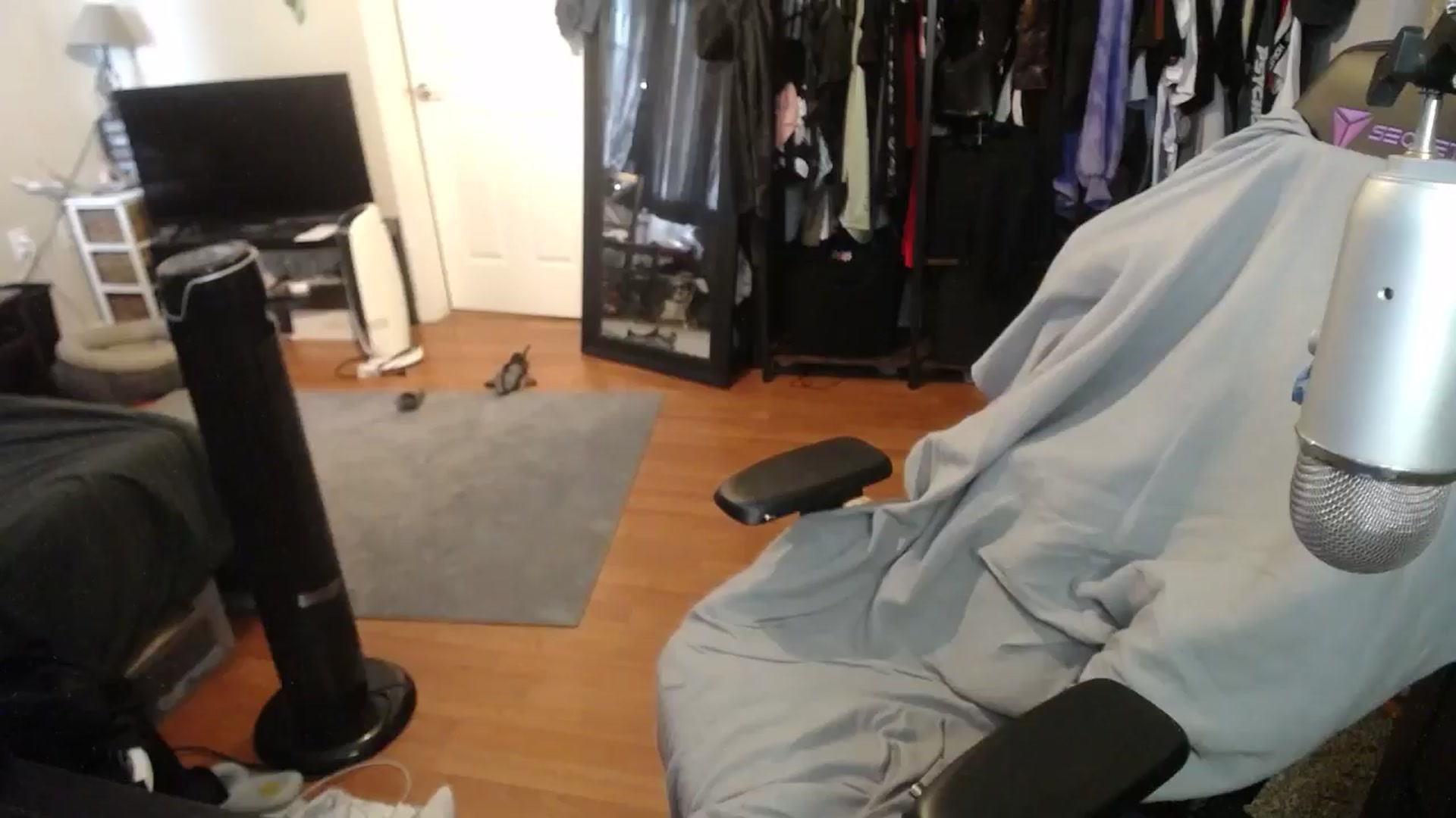Gallery image thumbnail from BabyxKat's myfreecams stream on, 09/10/2024, 19:26 image 10 of 20