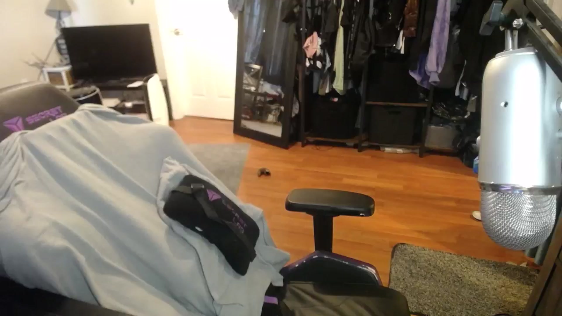 Gallery image thumbnail from BabyxKat's myfreecams stream on, 09/10/2024, 22:13 image 16 of 20