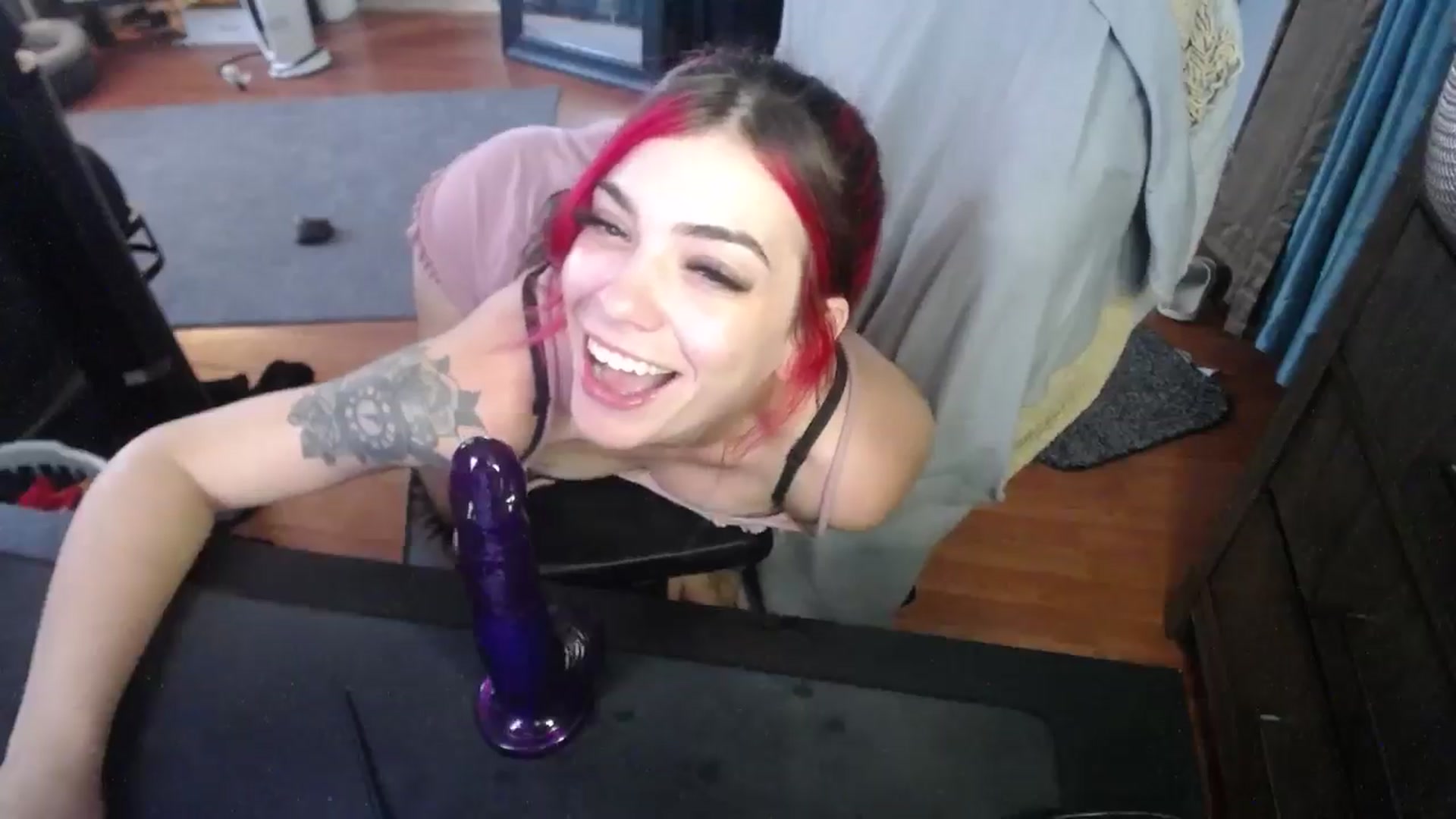 Gallery image thumbnail from BabyxKat's myfreecams stream on, 09/11/2024, 20:50 image 13 of 20
