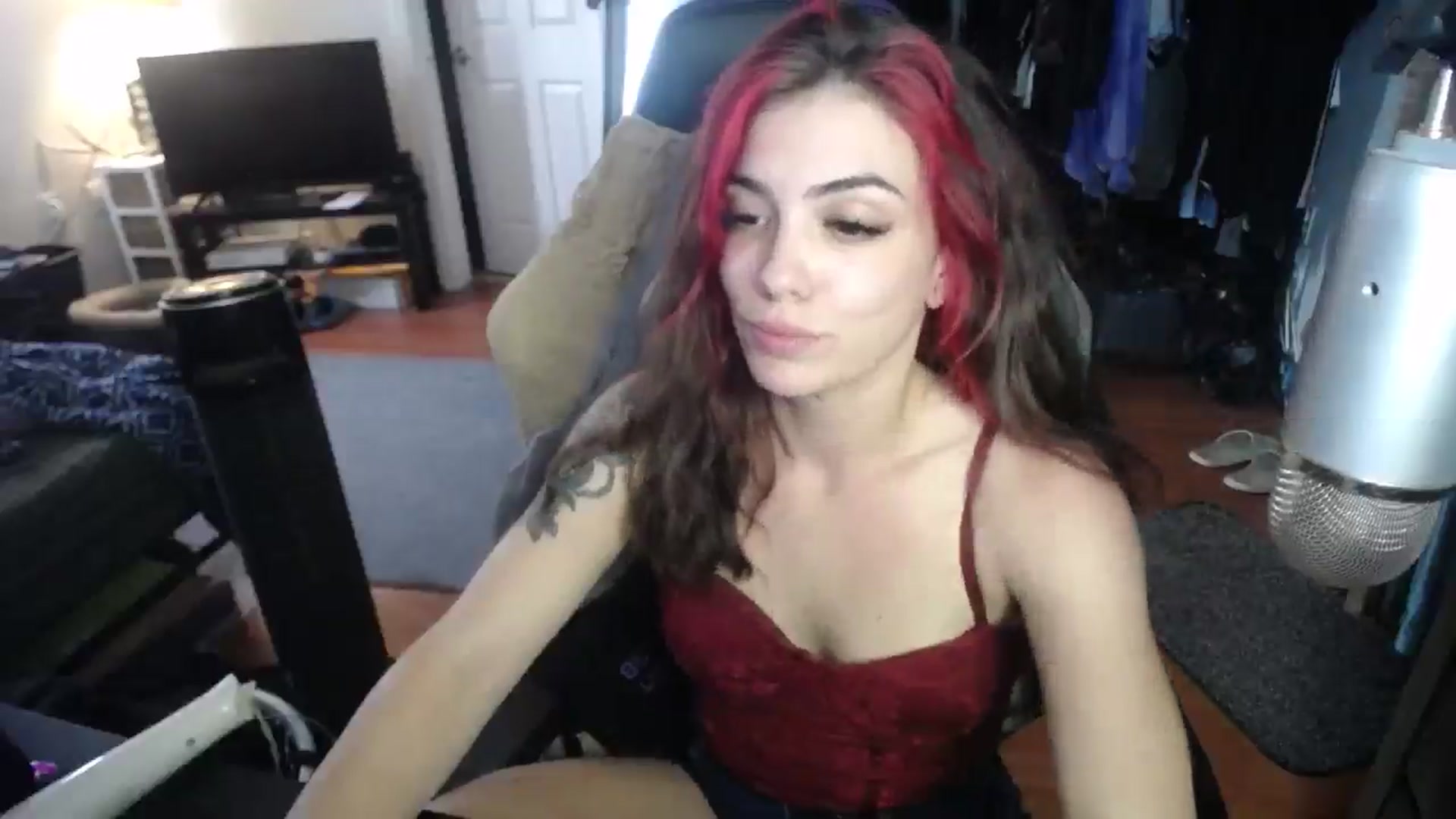Gallery image thumbnail from BabyxKat's myfreecams stream on, 09/12/2024, 20:06 image 8 of 20