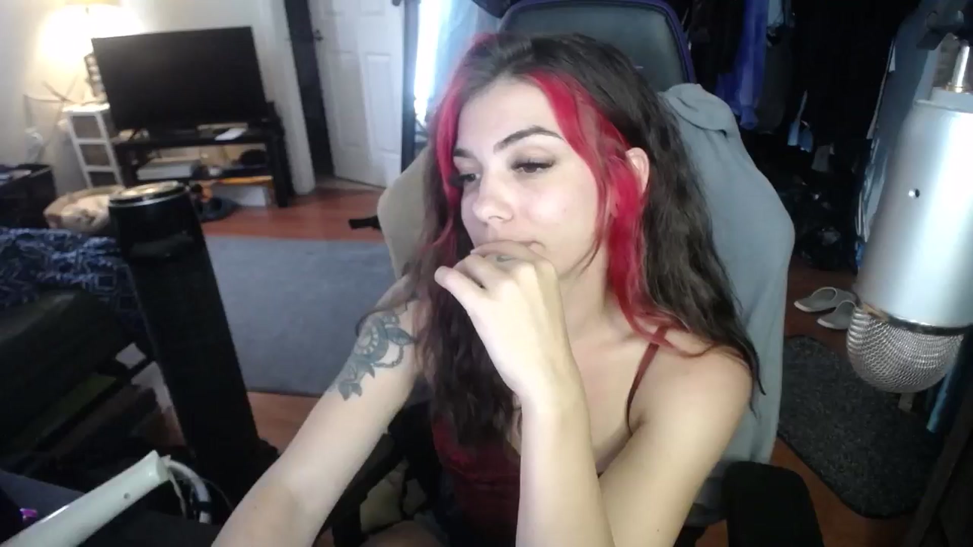 Gallery image thumbnail from BabyxKat's myfreecams stream on, 09/12/2024, 20:06 image 17 of 20