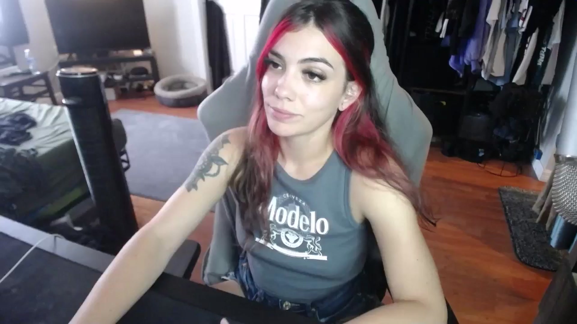 Gallery image thumbnail from BabyxKat's myfreecams stream on, 09/23/2024, 21:29 image 9 of 20