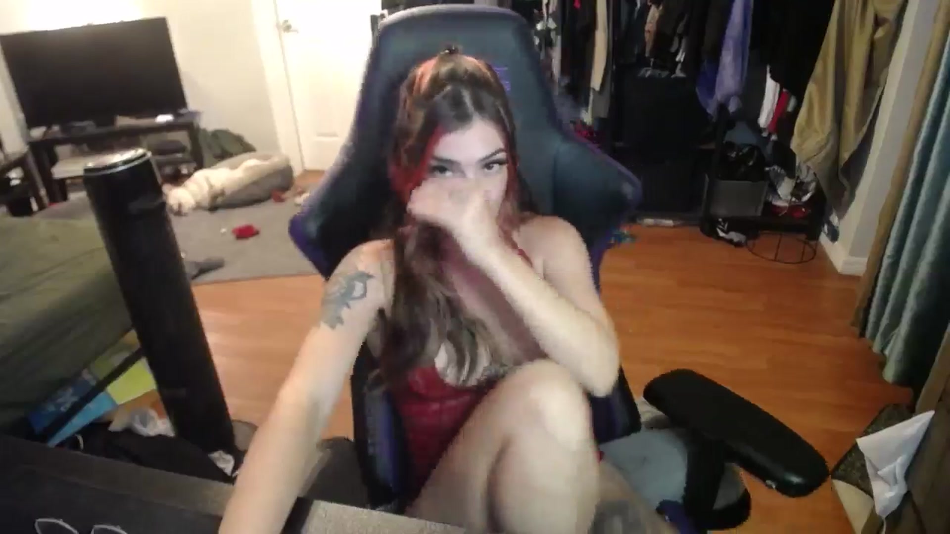 Gallery image thumbnail from BabyxKat's myfreecams stream on, 10/16/2024, 20:02 image 12 of 20