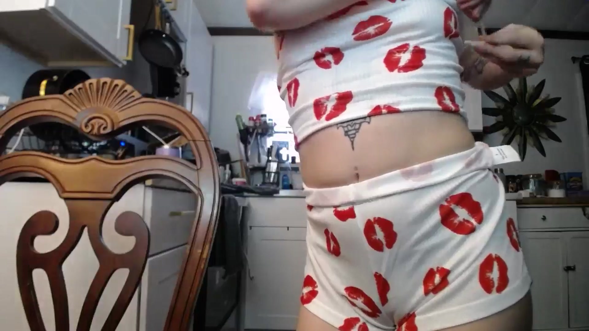Gallery image thumbnail from BabyxKat's myfreecams stream on, 05/19/2025, 24:30 image 4 of 20