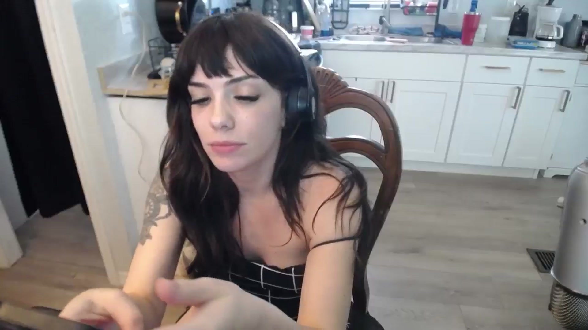 Gallery image thumbnail from BabyxKat's myfreecams stream on, 05/19/2025, 21:49 image 18 of 20