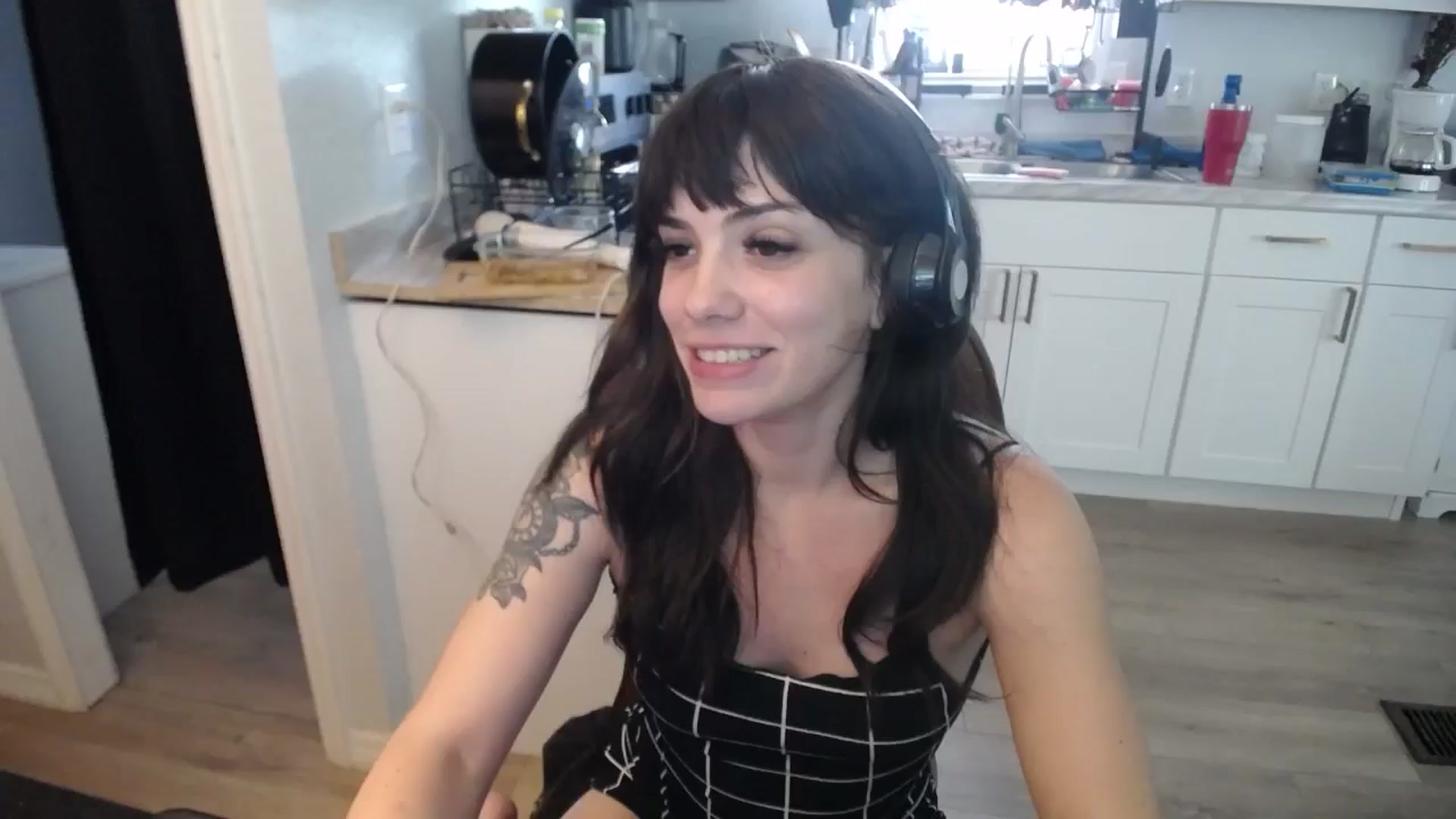Gallery image thumbnail from BabyxKat's myfreecams stream on, 05/19/2025, 21:49 image 13 of 20