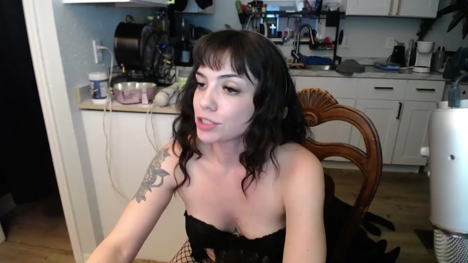 Gallery image thumbnail from BabyxKat's myfreecams stream on, 05/27/2025, 24:41 image 19 of 20