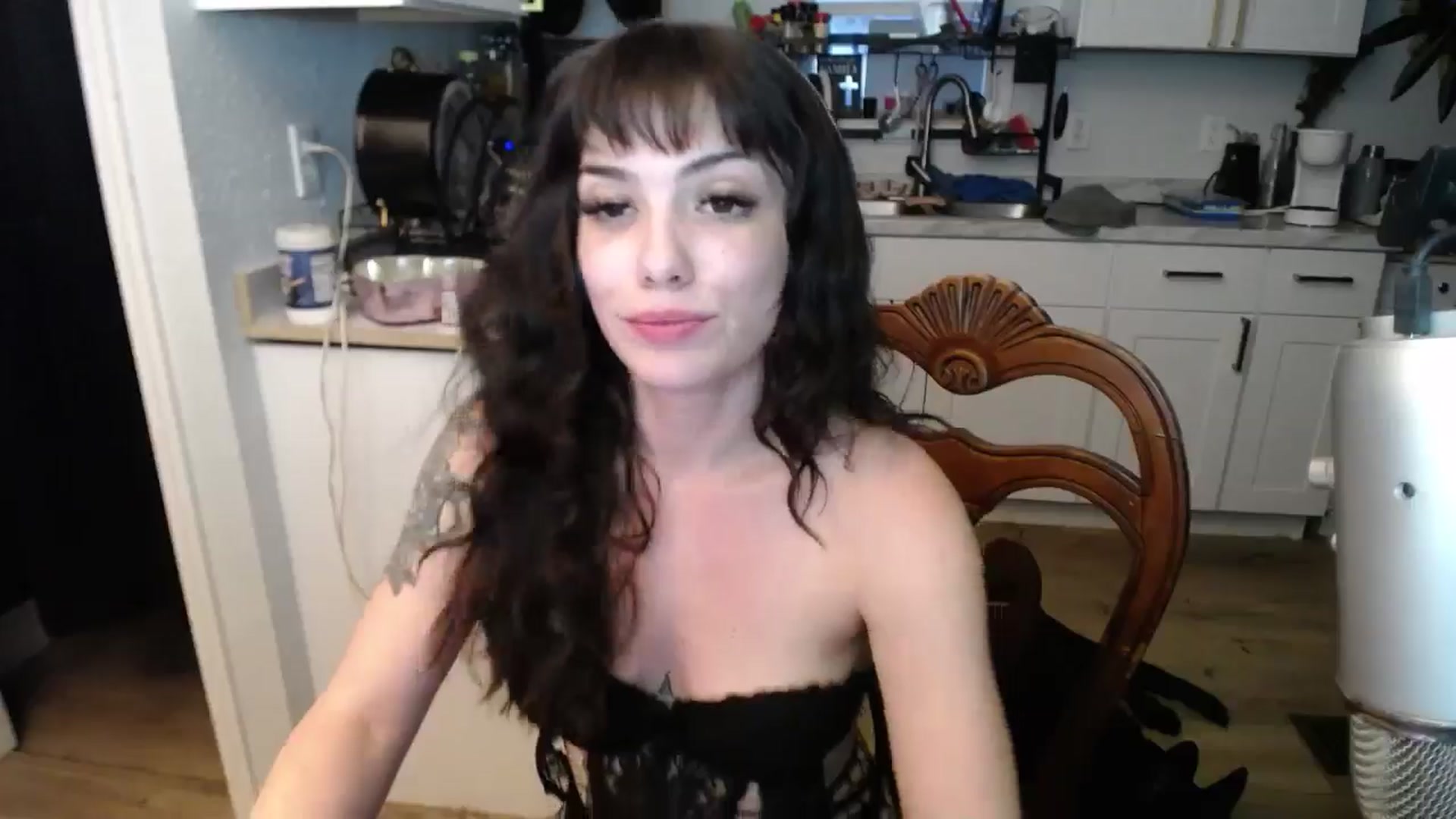 Gallery image thumbnail from BabyxKat's myfreecams stream on, 05/27/2025, 24:41 image 18 of 20
