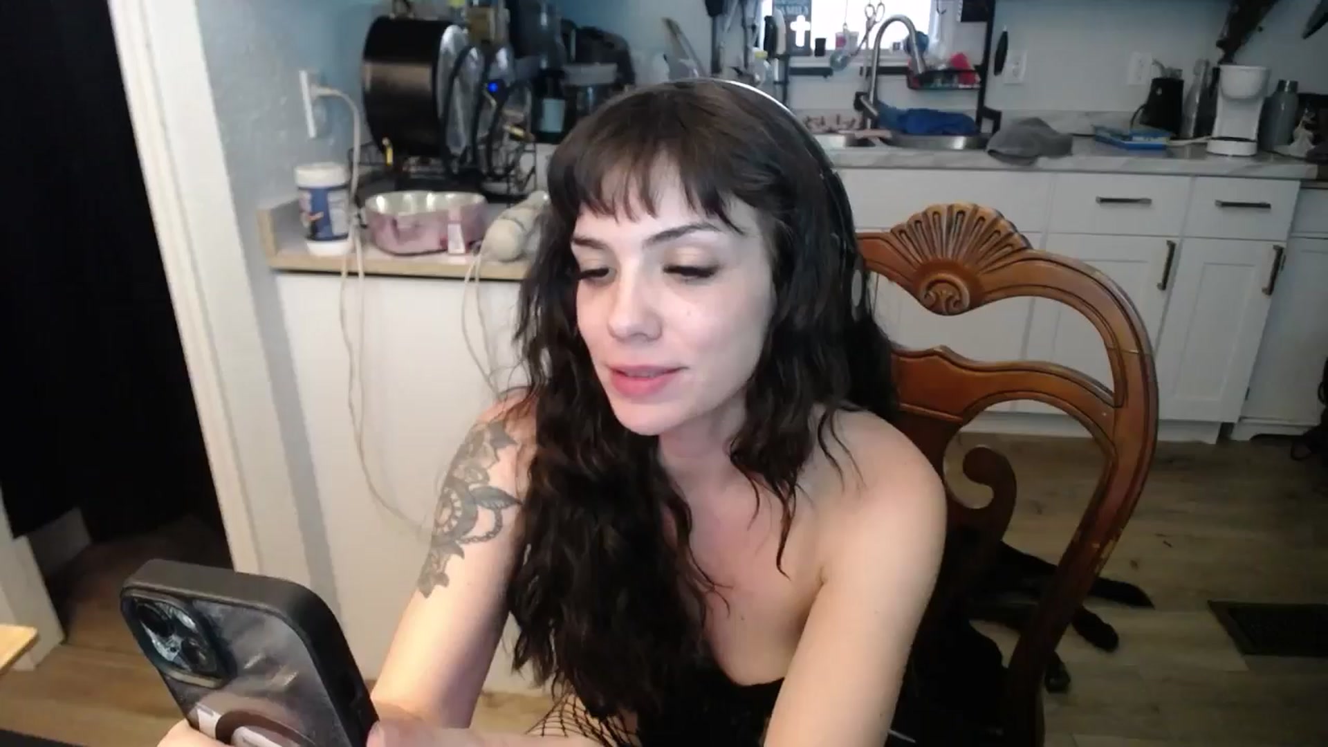 Gallery image thumbnail from BabyxKat's myfreecams stream on, 05/27/2025, 24:41 image 8 of 20